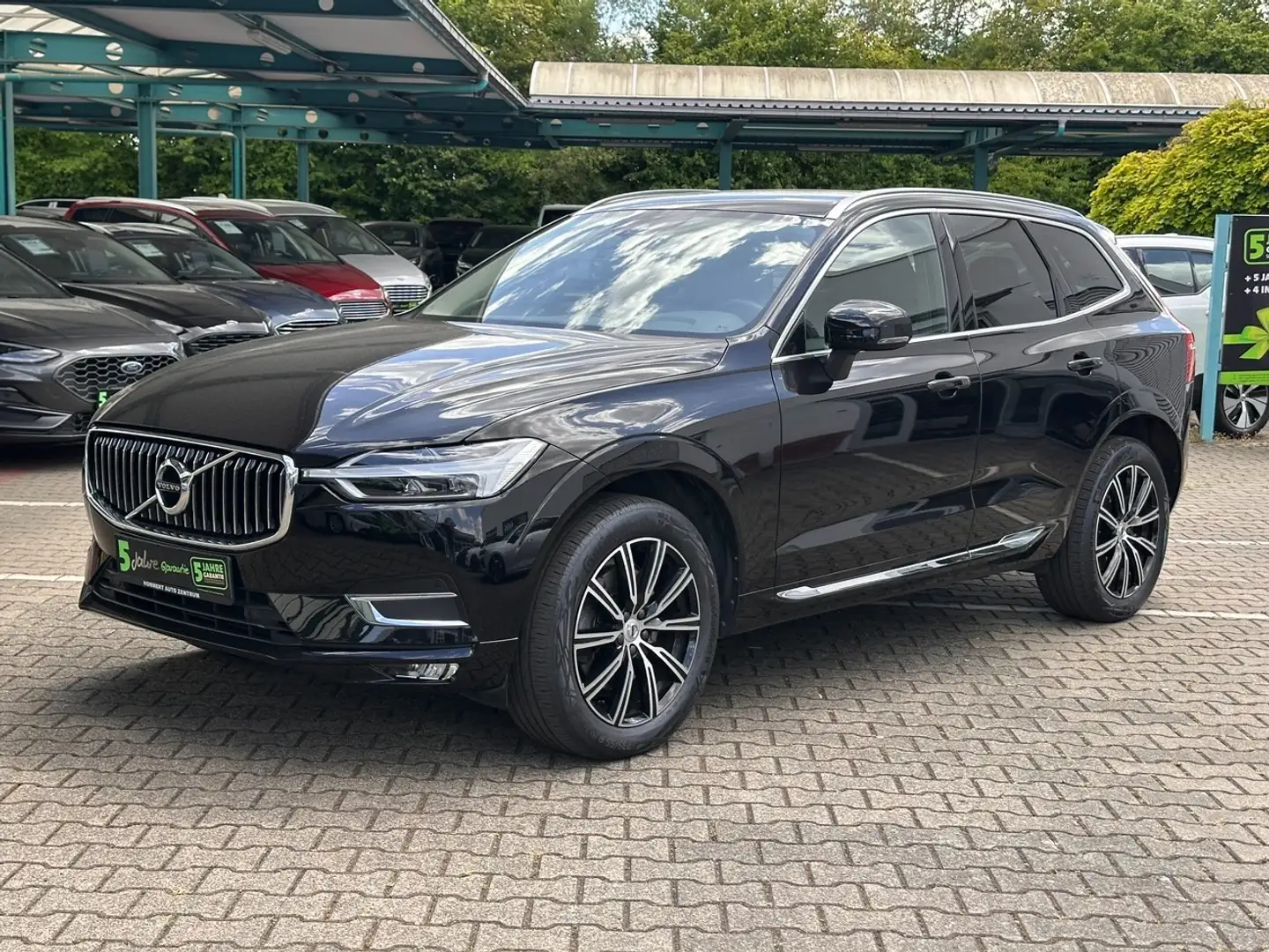 Volvo XC60 B5 AWD Inscription *beh.Lenk*360°*Standh.* Schwarz - 2