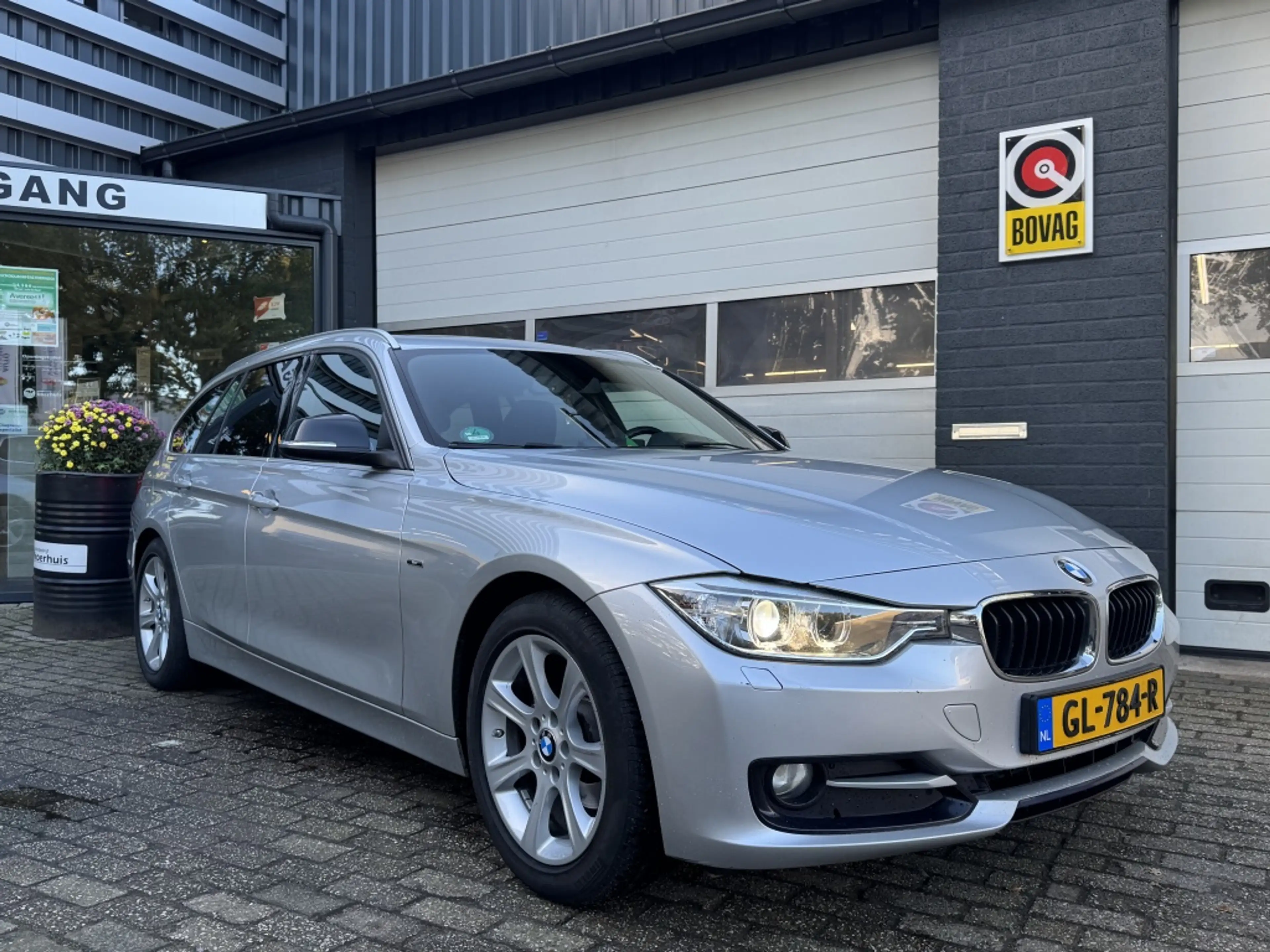 BMW 318 3-serie Touring 318d Executive