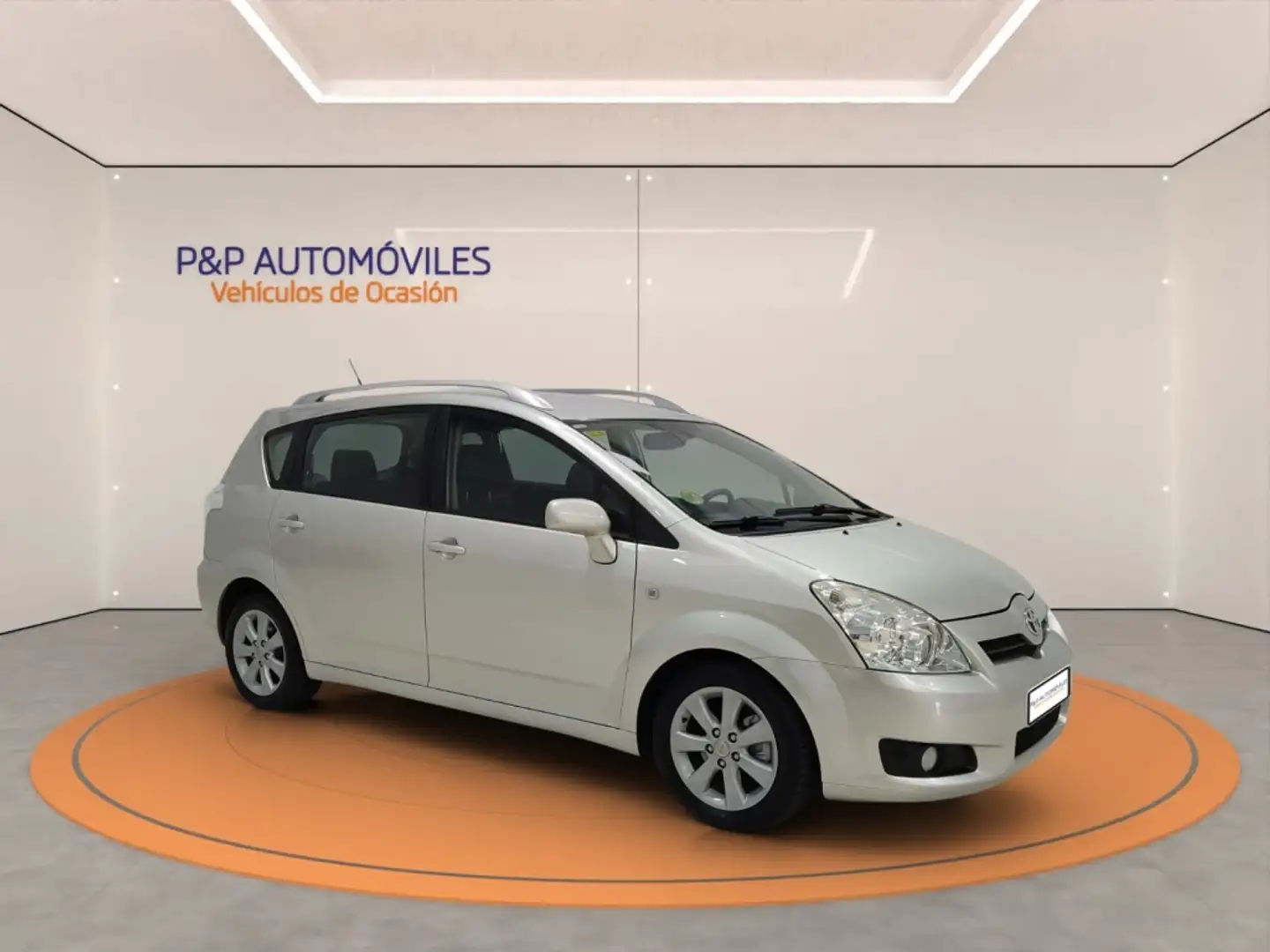 Toyota Corolla Verso 2.2D4D Luna Szary - 1