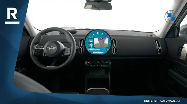Mini Countryman view 13