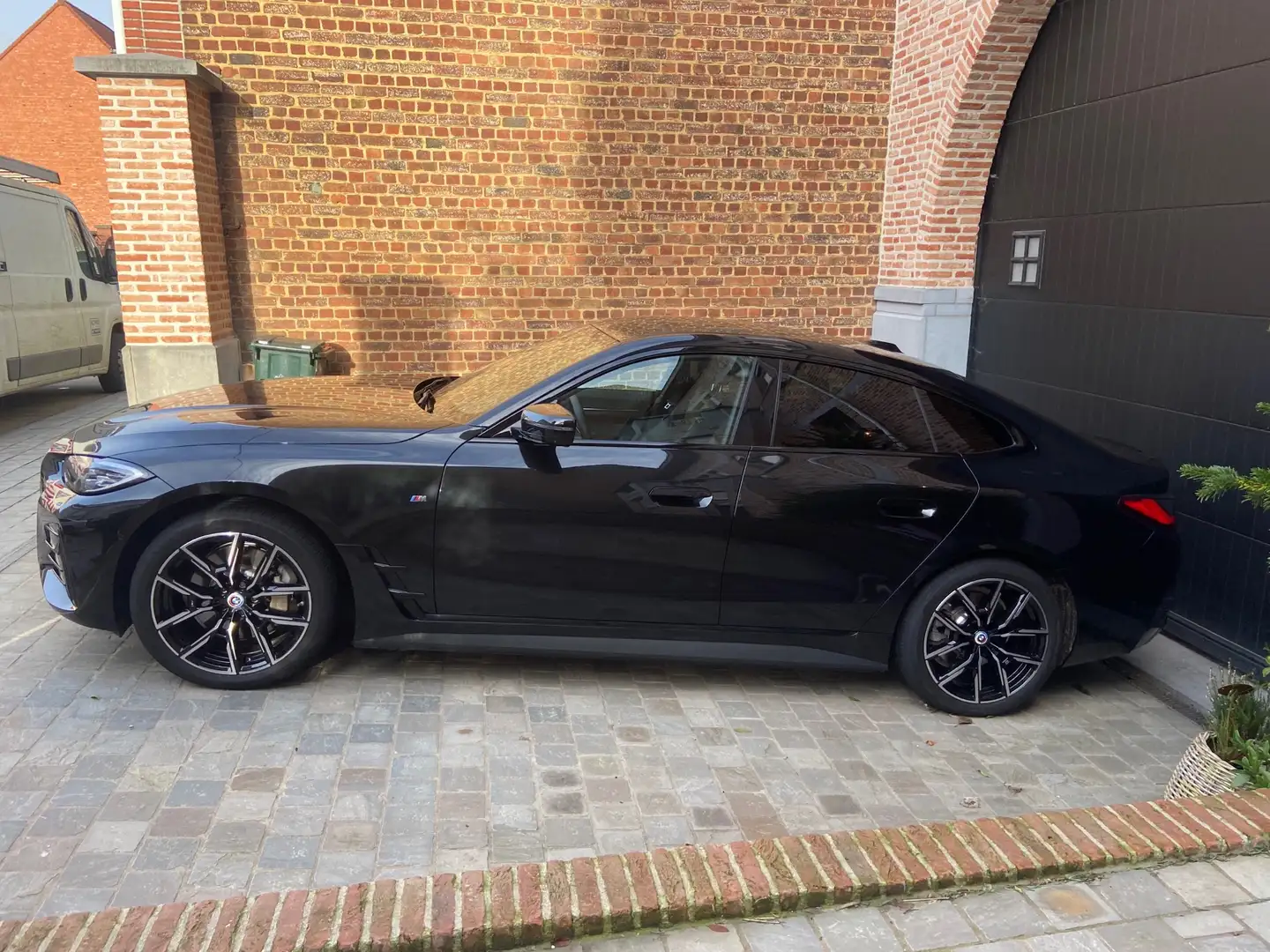 BMW i4 eDrive35 M Sport Noir - 1