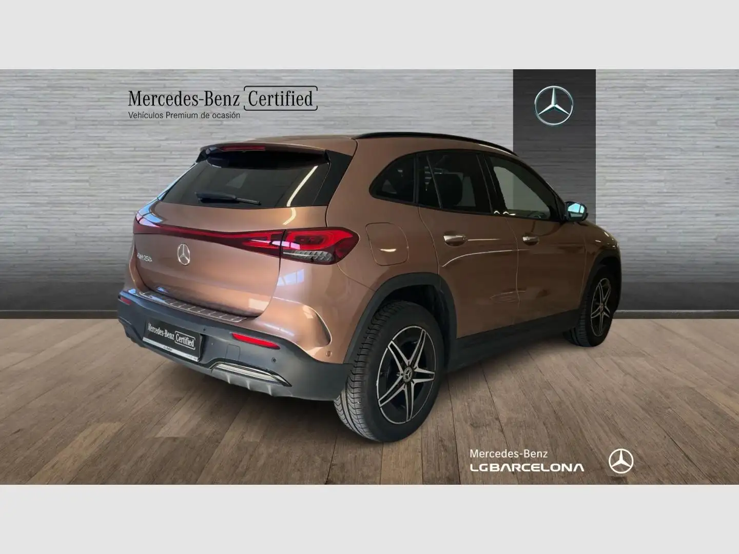 Mercedes-Benz EQA 250 Rojo - 2