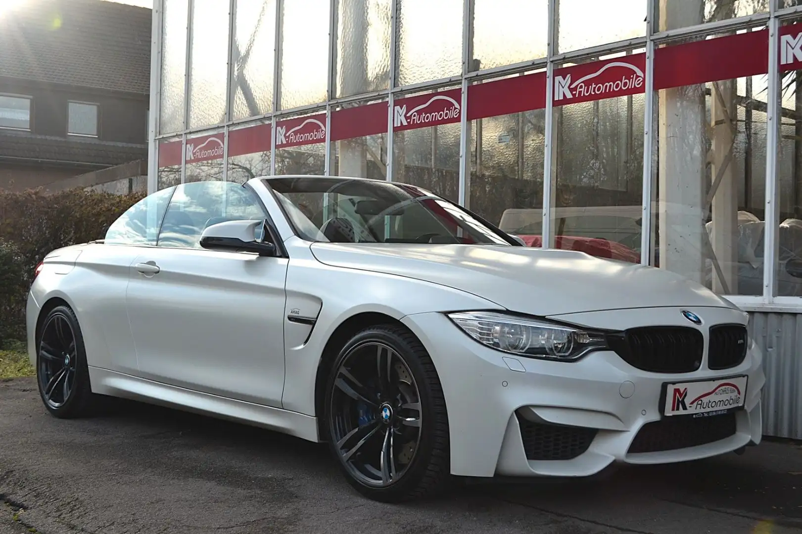 BMW M4 Cabrio DKG/M-Driver`s Package Deutsch 2.Hd Blanc - 2