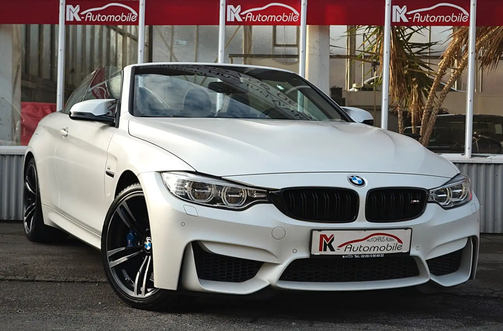 BMW M4 Cabrio DKG/M-Driver`s Package Deutsch 2.Hd Blanc - 1