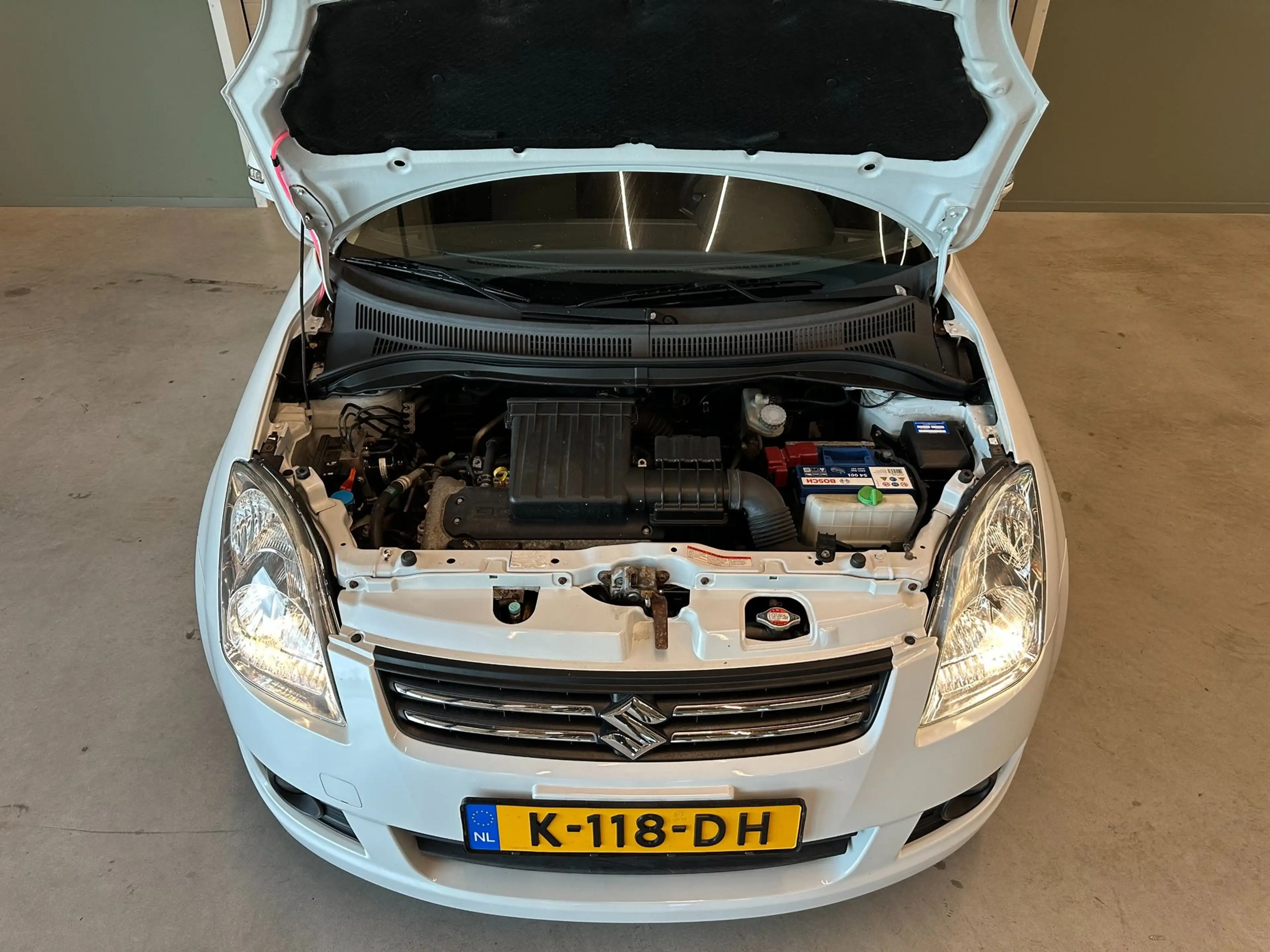 Suzuki Swift 1.3i 16v 5-DEURS LIMITED 25-uitv|AIRCO|STOELVERWAR — photo 12