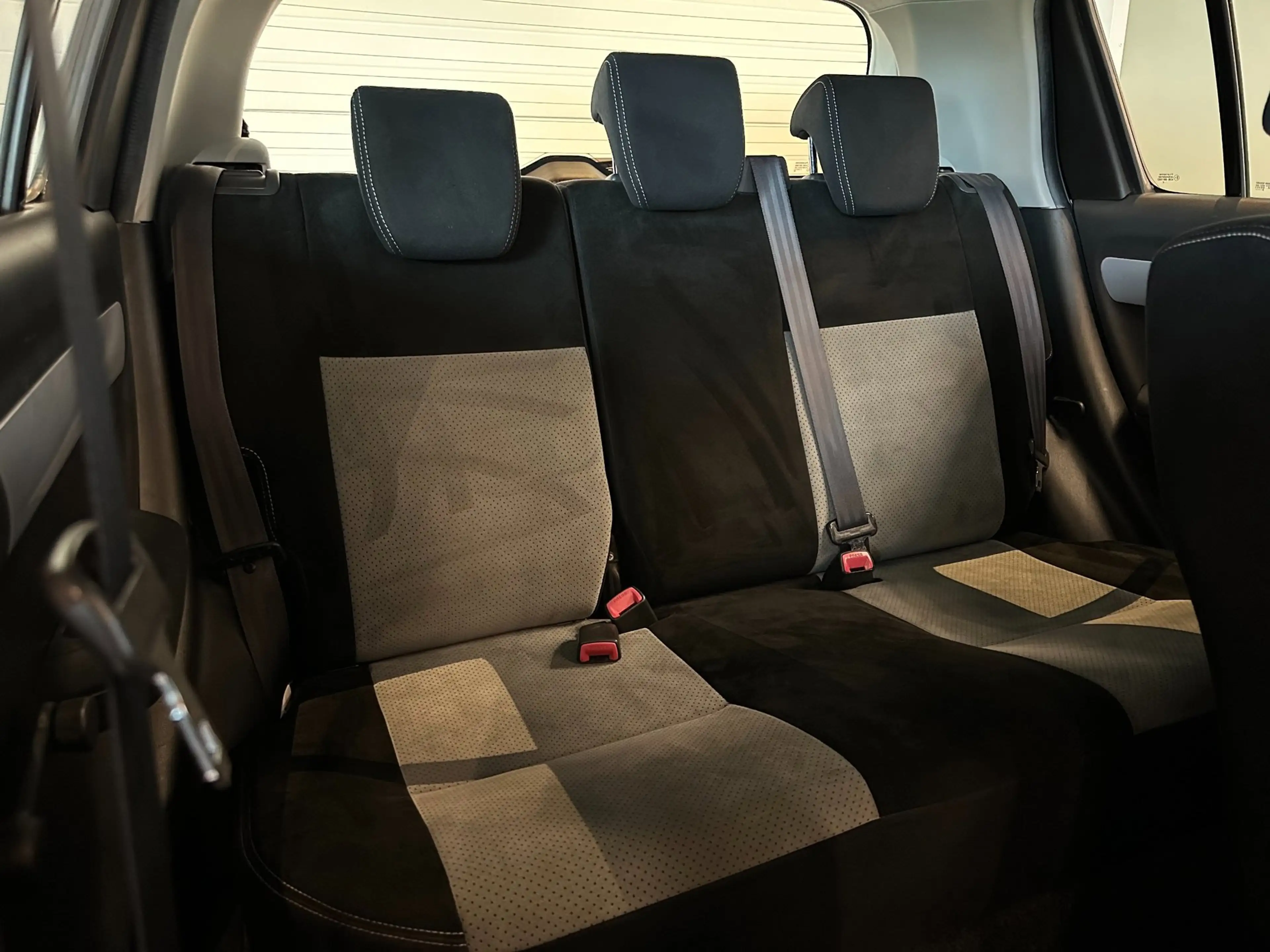 Suzuki Swift 1.3i 16v 5-DEURS LIMITED 25-uitv|AIRCO|STOELVERWAR — photo 17
