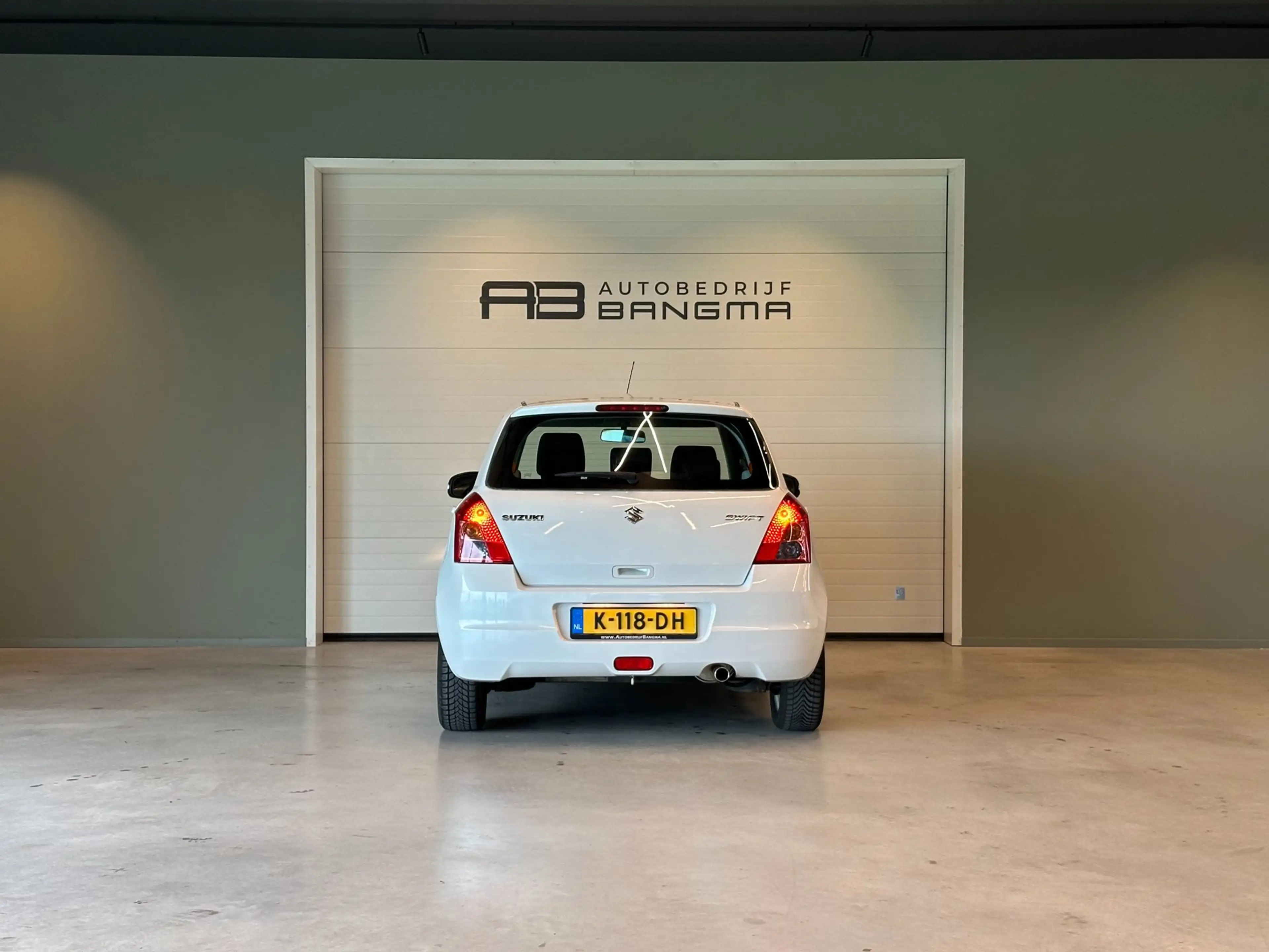 Suzuki Swift 1.3i 16v 5-DEURS LIMITED 25-uitv|AIRCO|STOELVERWAR — photo 10
