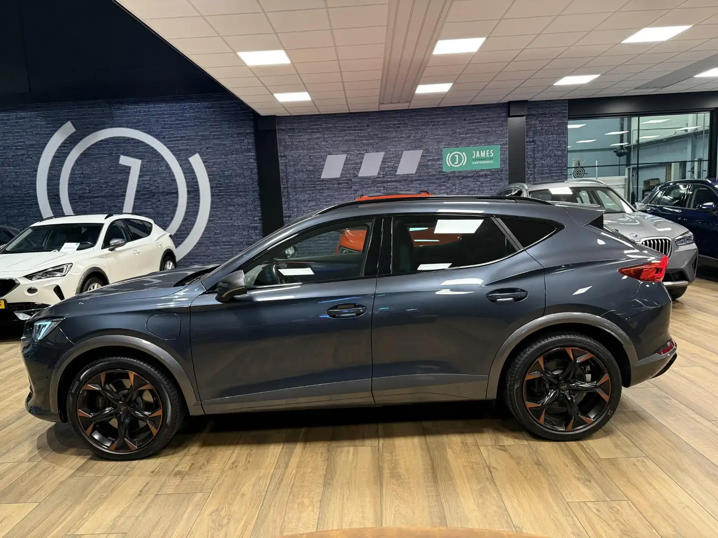 CUPRA Formentor 1.4 e-Hybrid VZ Copper Edition |Memoryseats|trekha Gris - 2