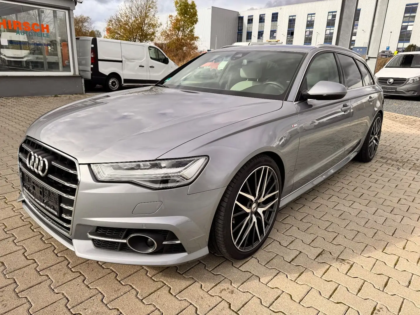 Audi A6 AVANT 3.0 TDI QUATTRO S LINE LED NAVI PDC SHZ Grau - 1