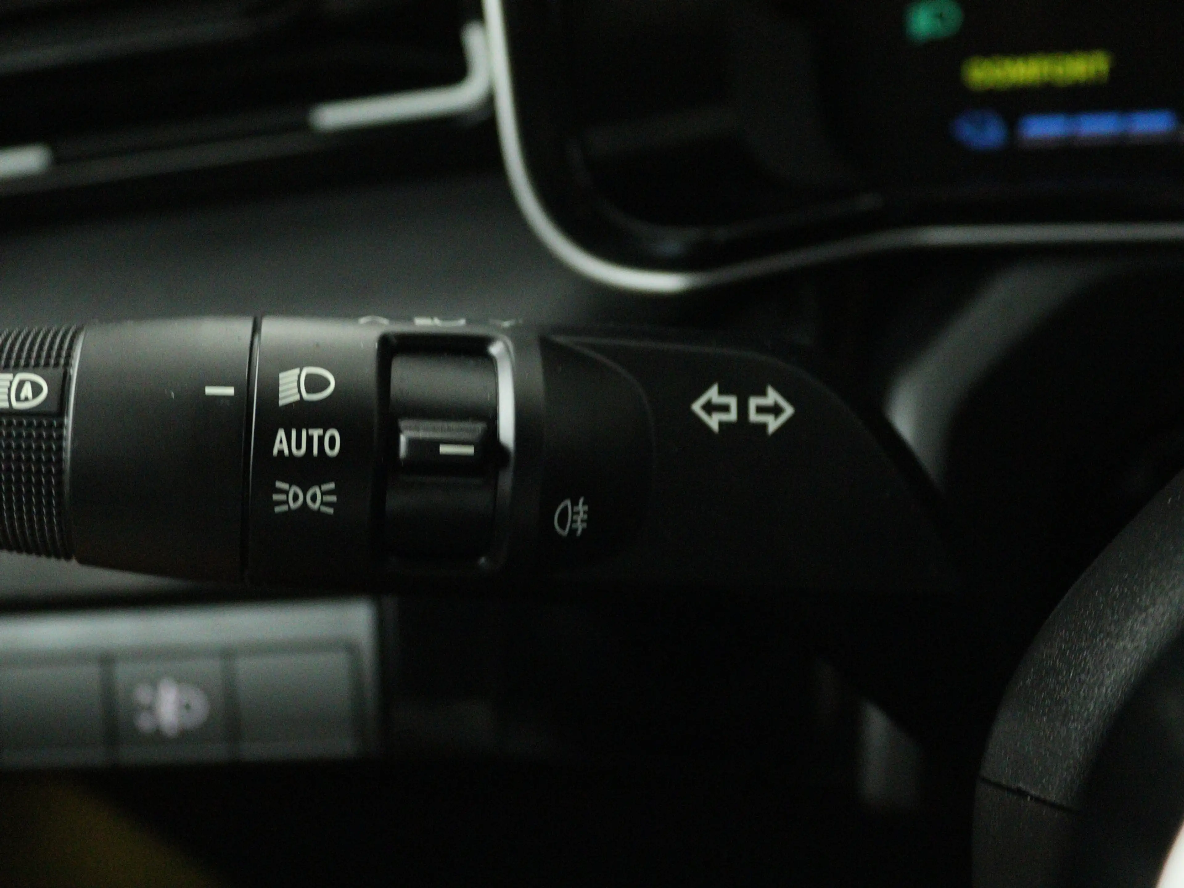 Renault R 5 comfort range iconic cinq 52 kWh | Google | Stoel — photo 10