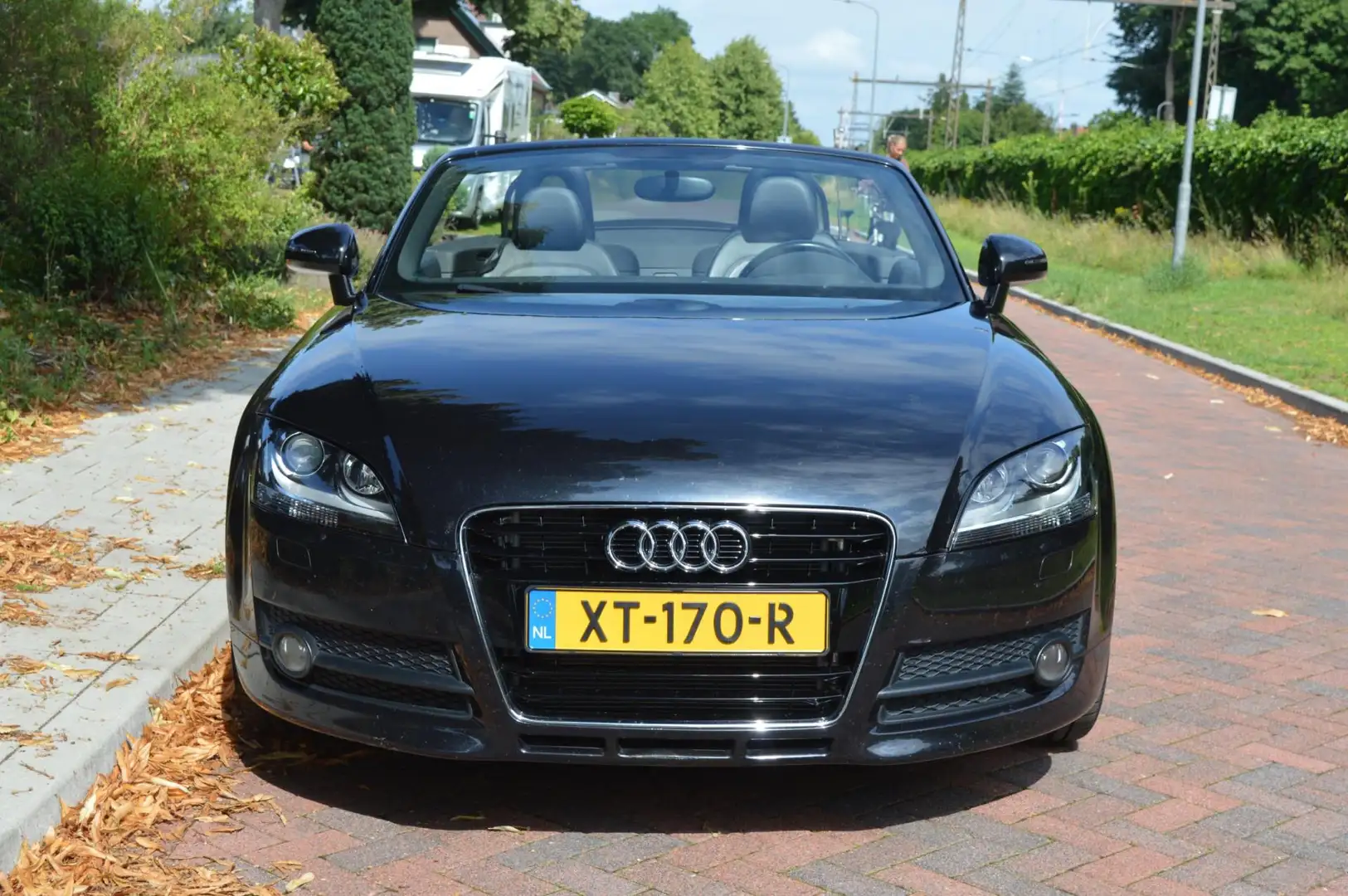 Audi TT Roadster 1.8 TFSI Pro Line S Zwart - 2