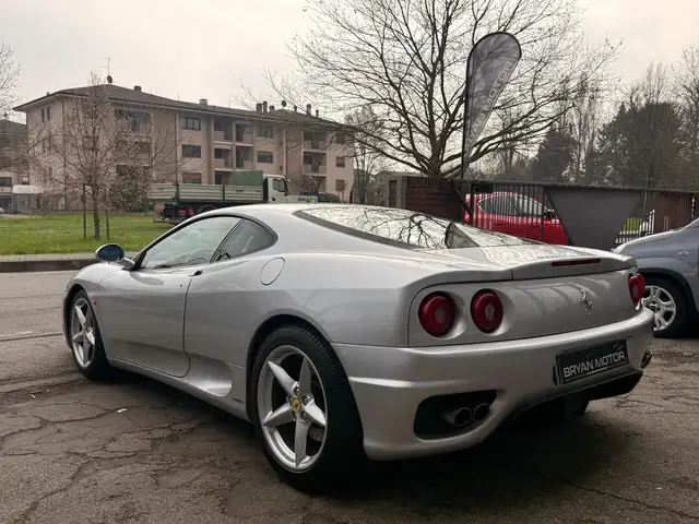Ferrari 360 view 4