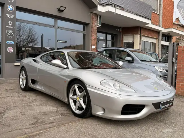 Ferrari 360 view 2