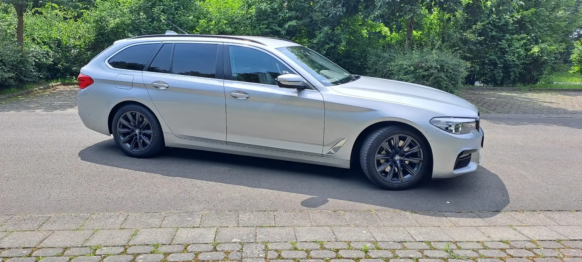 BMW 530 530 d xDrive Leder LED M Technik Argent - 2
