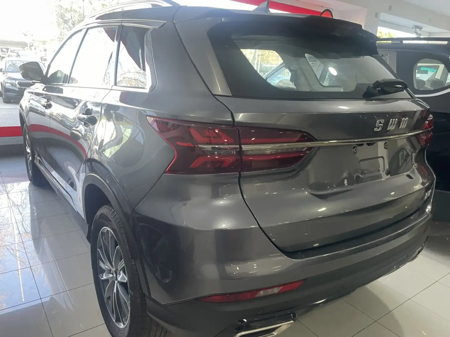 SWM G01 1.5T Luxury Azul - 2