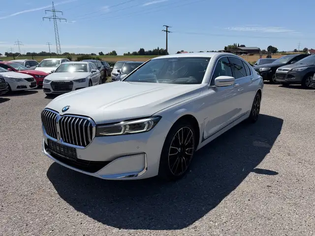 BMW 730