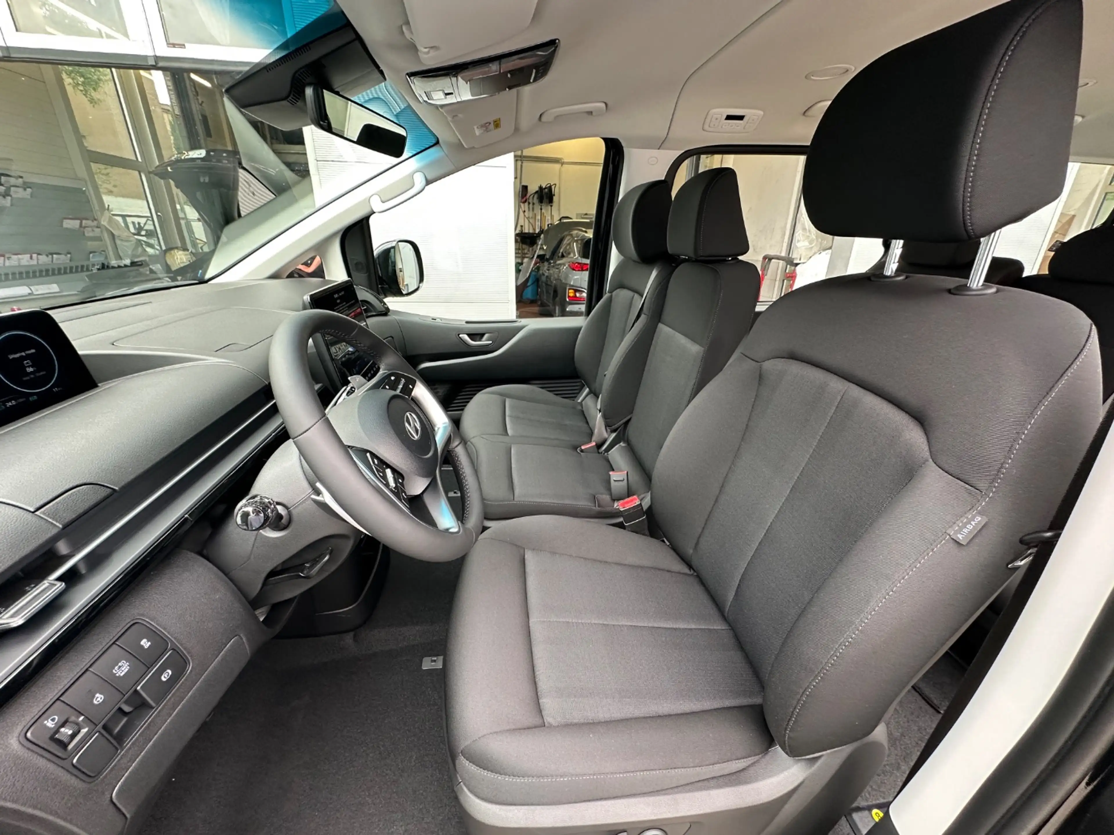 Hyundai STARIA 1.6 T-GDI 2WD Trend Klima SOFORT LIEFERBAR — photo 10