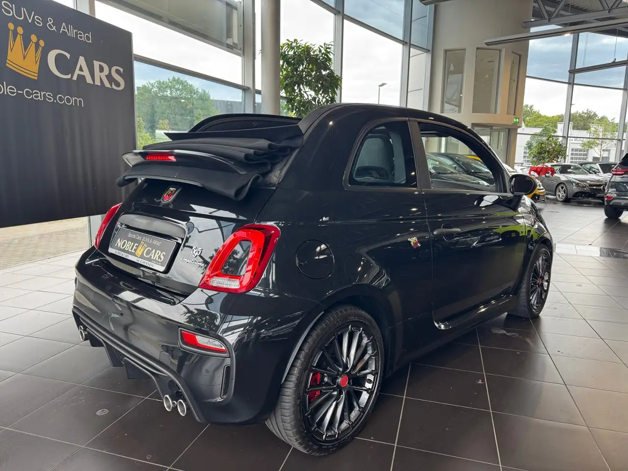 Abarth 595C 2022 — фото 7