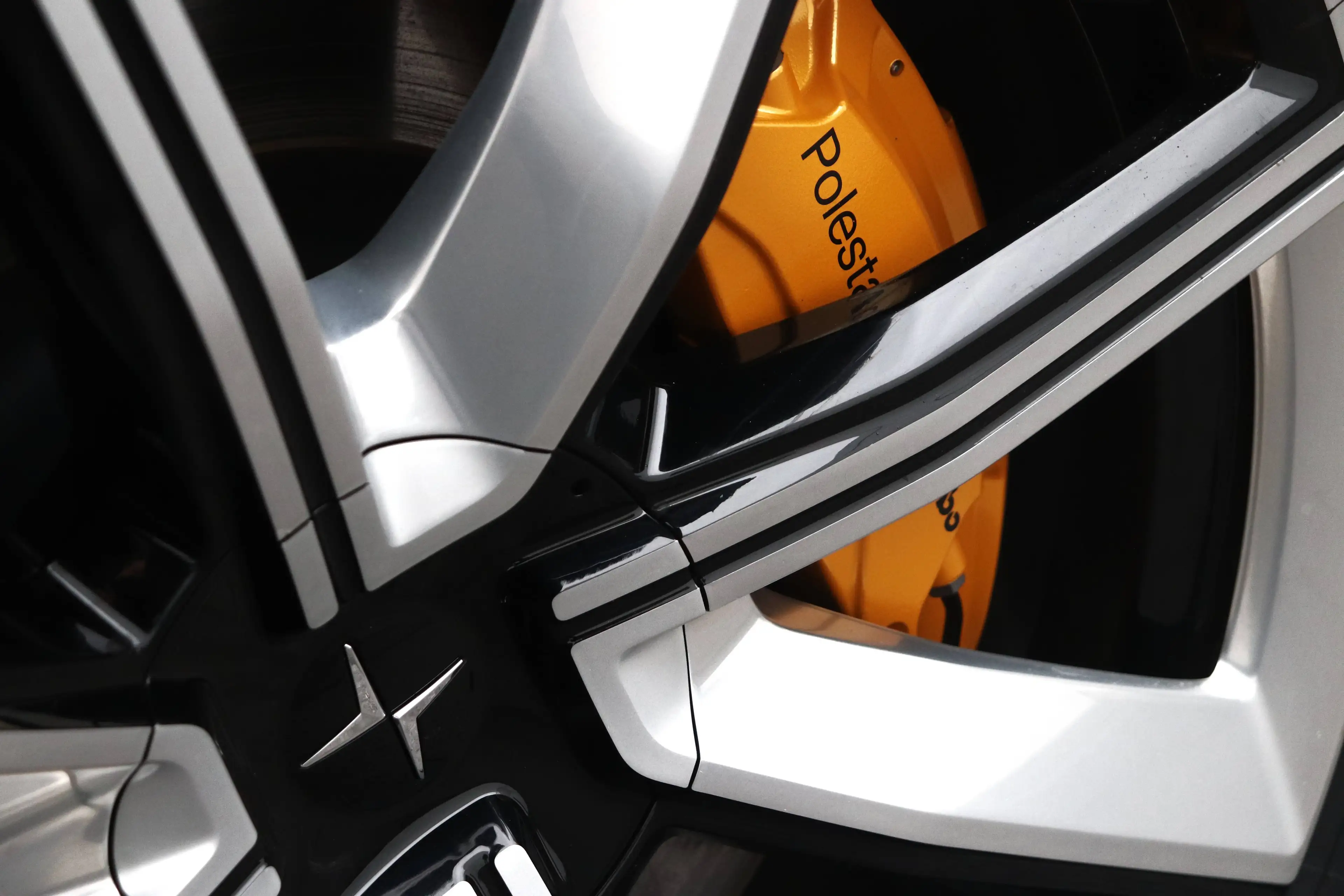 Polestar 3 Long range Dual motor 111 kWh - Nappa Leather Zinc/Plus & Pilot/Towbar/SOH=99% — photo 2