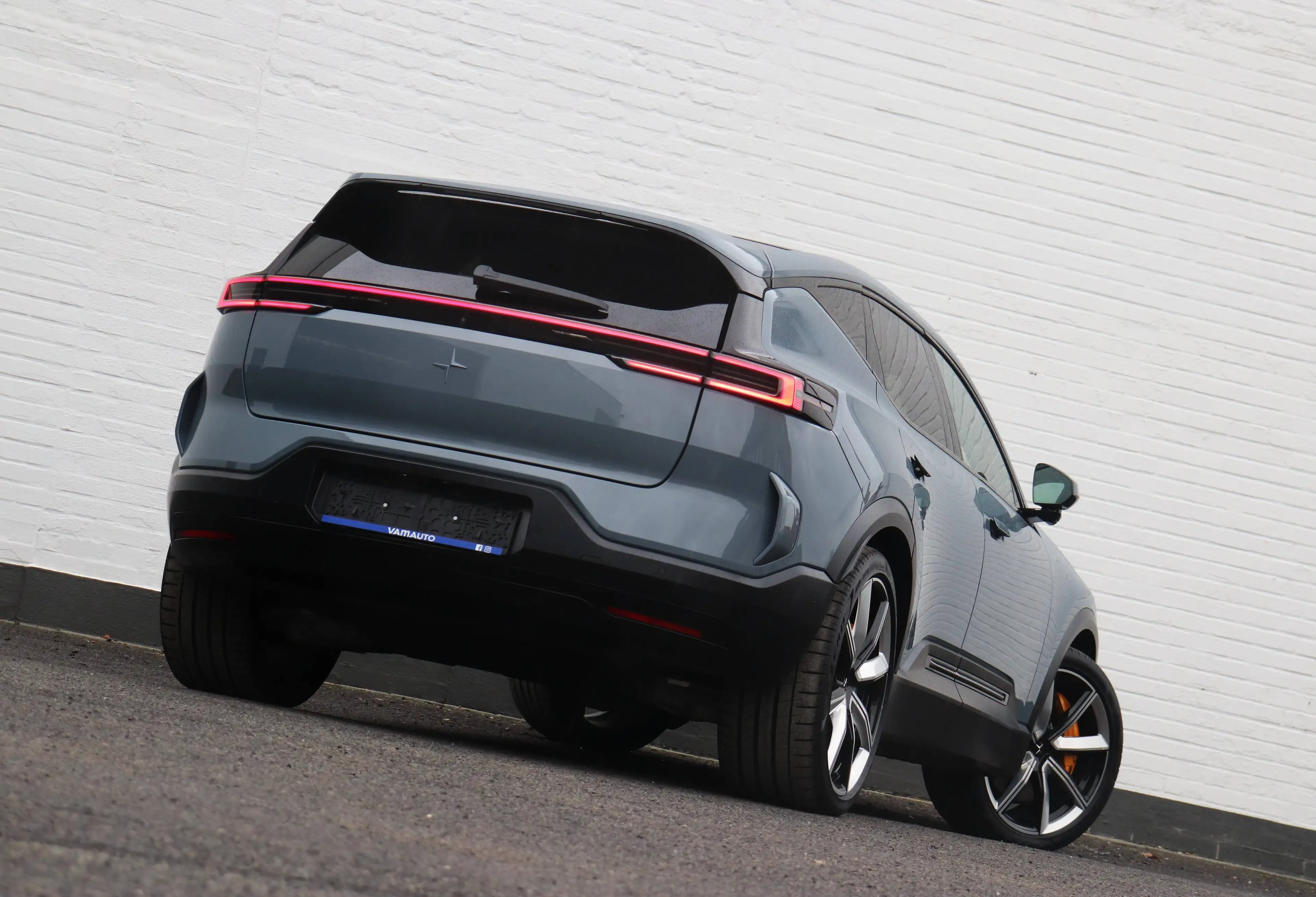 Polestar 3 Long range Dual motor 111 kWh - Nappa Leather Zinc/Plus & Pilot/Towbar/SOH=99% — photo 12