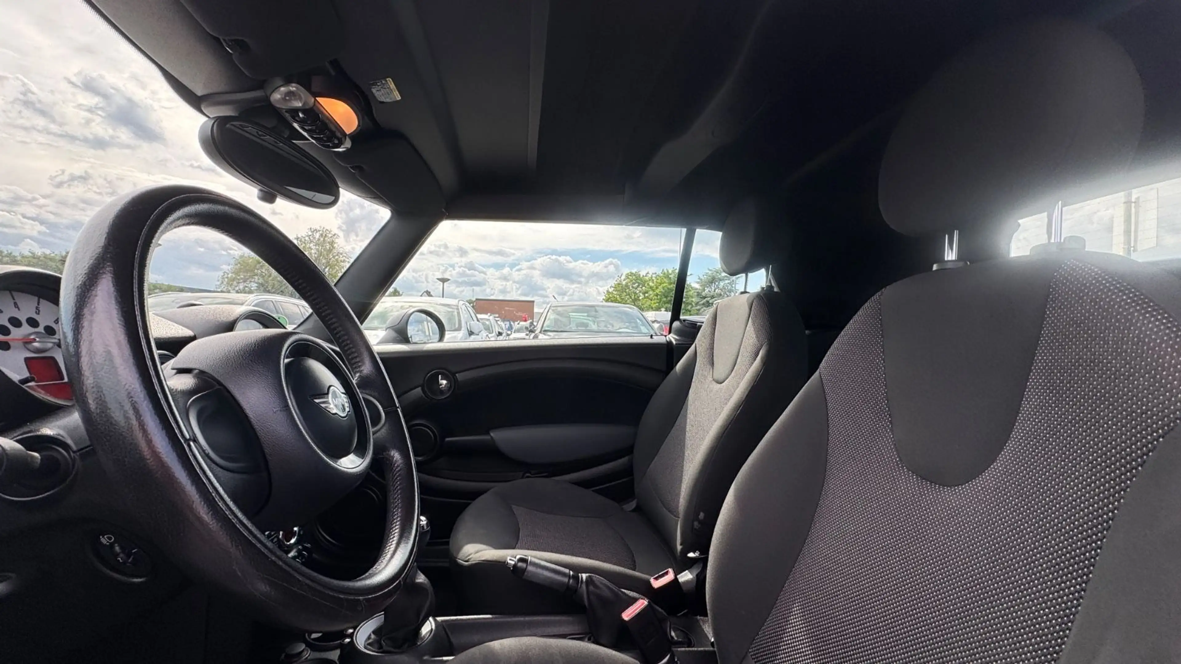 MINI One Cabrio Cooper One Cabrio | KLIMAAUTO. | PDC | SHZ — photo 12
