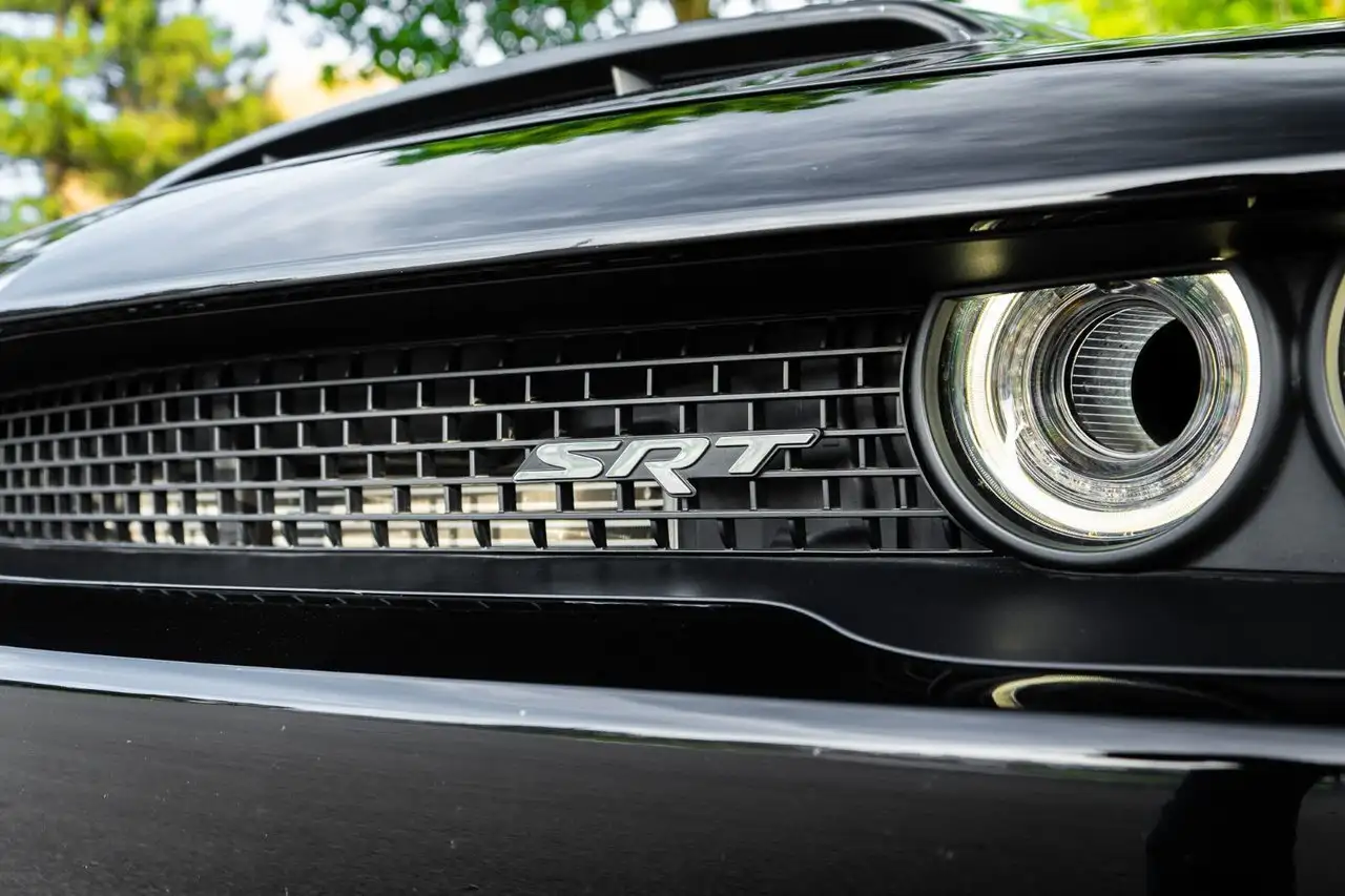 Dodge Challenger photo Dodge Challenger