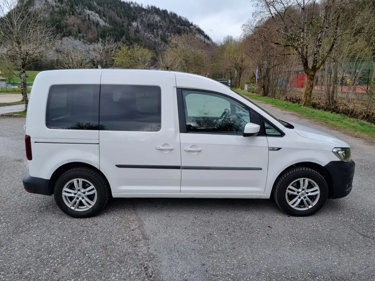 Volkswagen Caddy Caddy Kombi 2,0 TDI DSG Weiß - 2