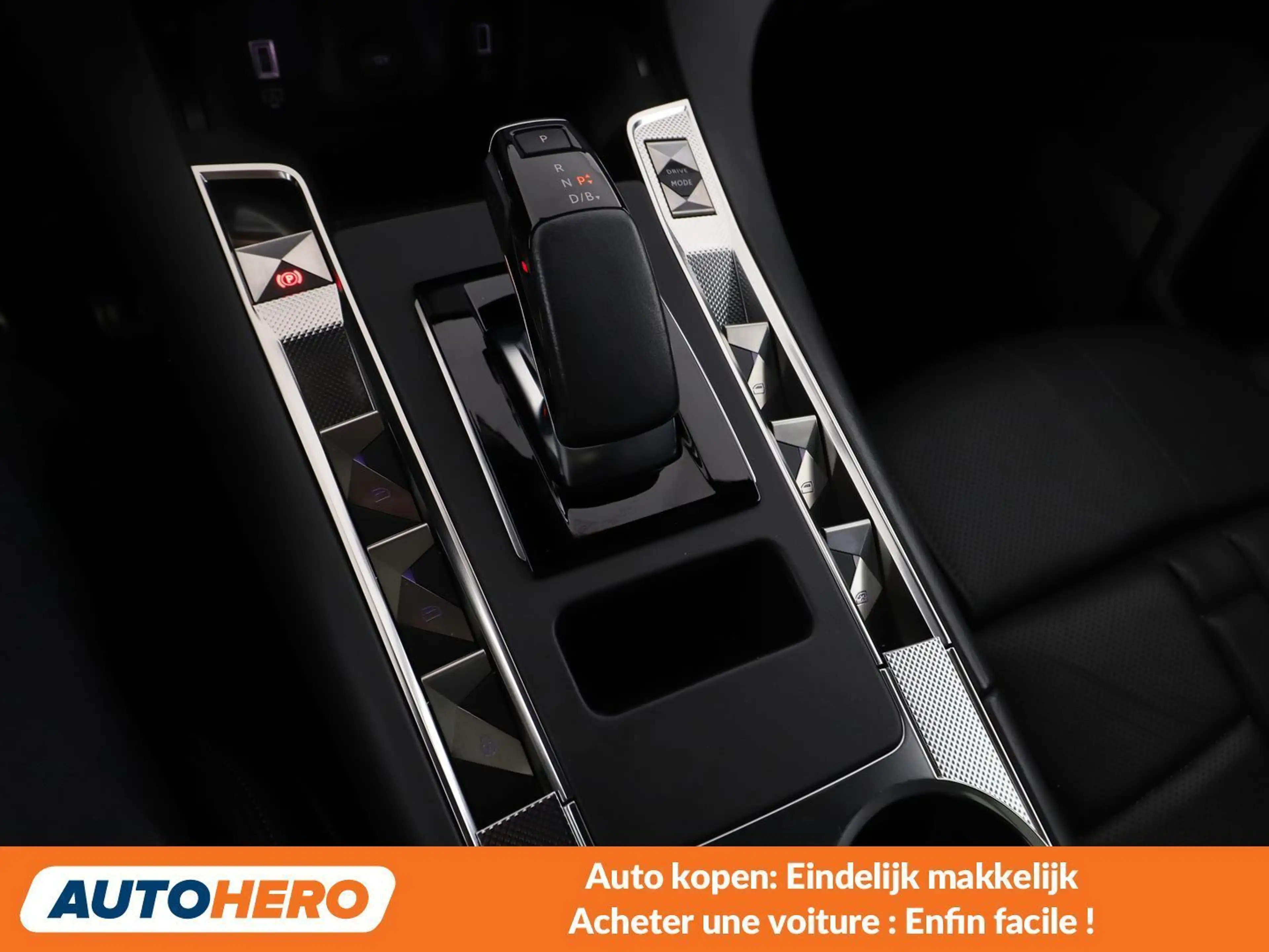 DS Automobiles DS 7 1.6 E-Tense Hybrid 4x4 La Première — photo 14