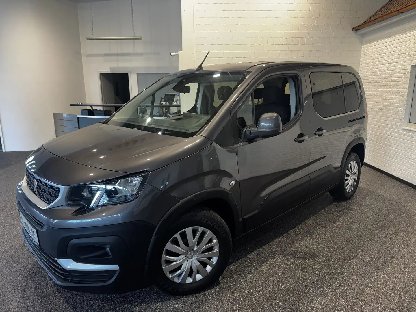 Peugeot Rifter Active L1 KLIMA PDC CARPLAY ALLWETTER Grau - 2
