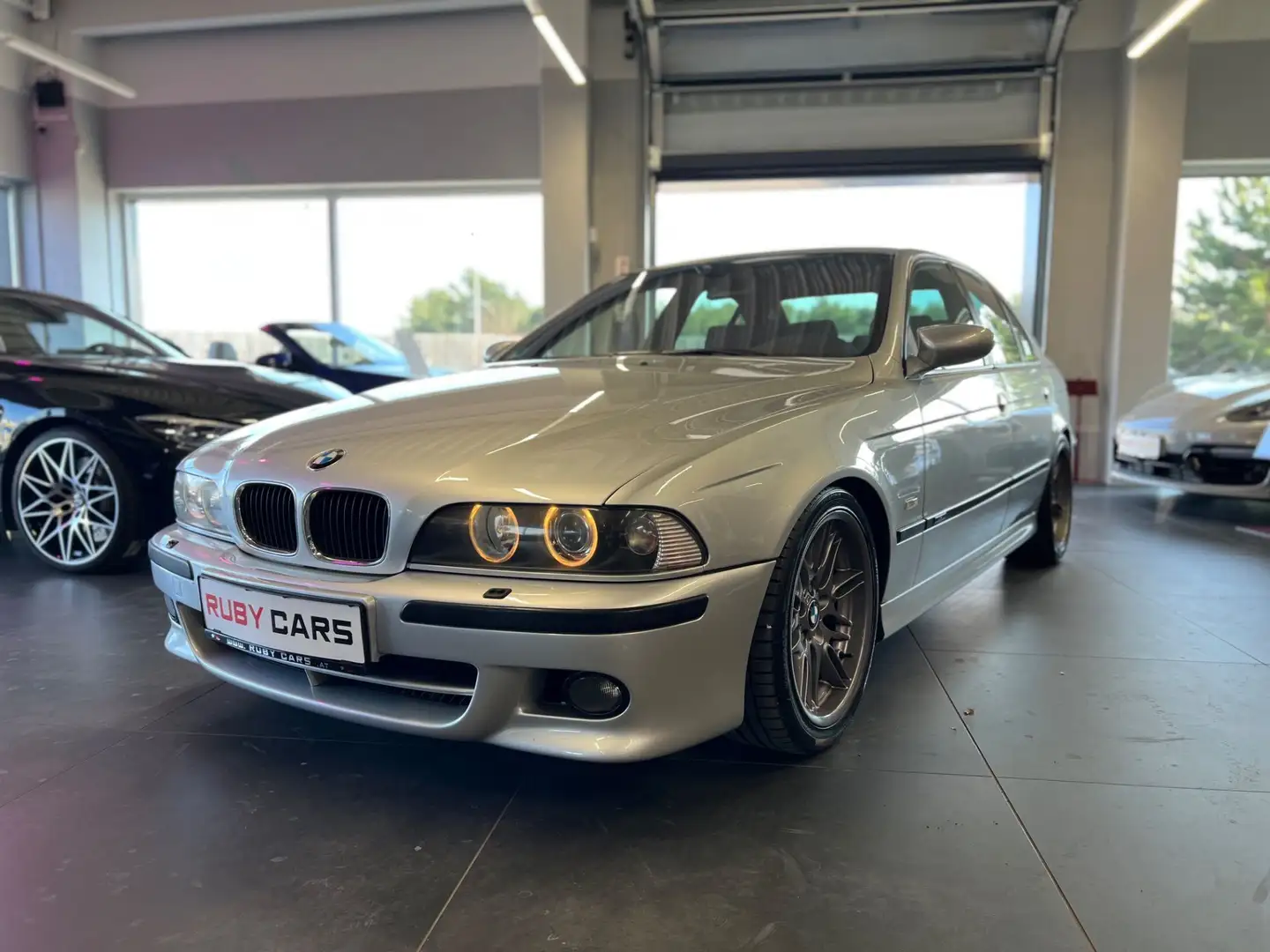 BMW 528 5er-Reihe E39 M Sportpaket Silber - 1