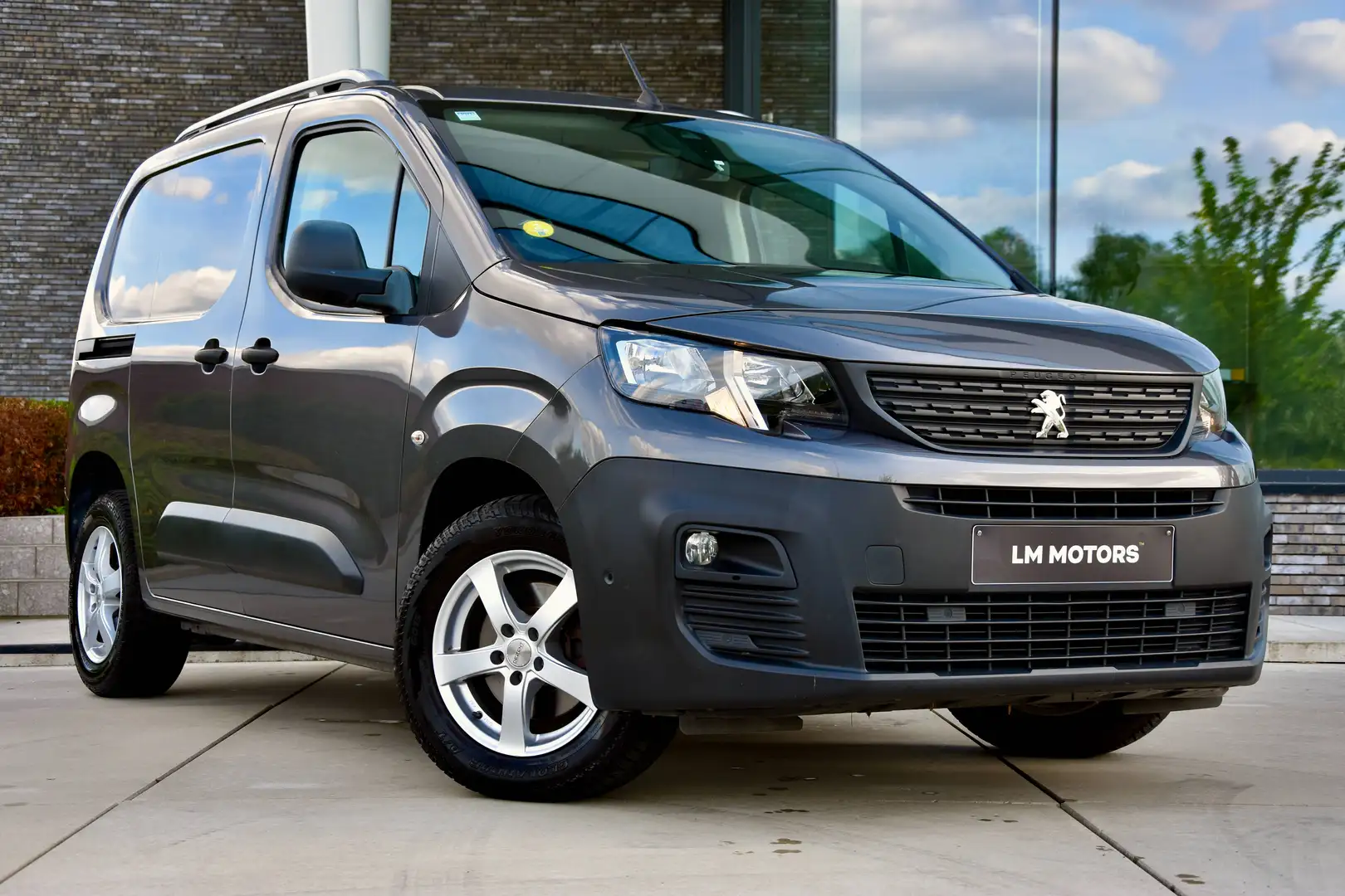 peugeot partner