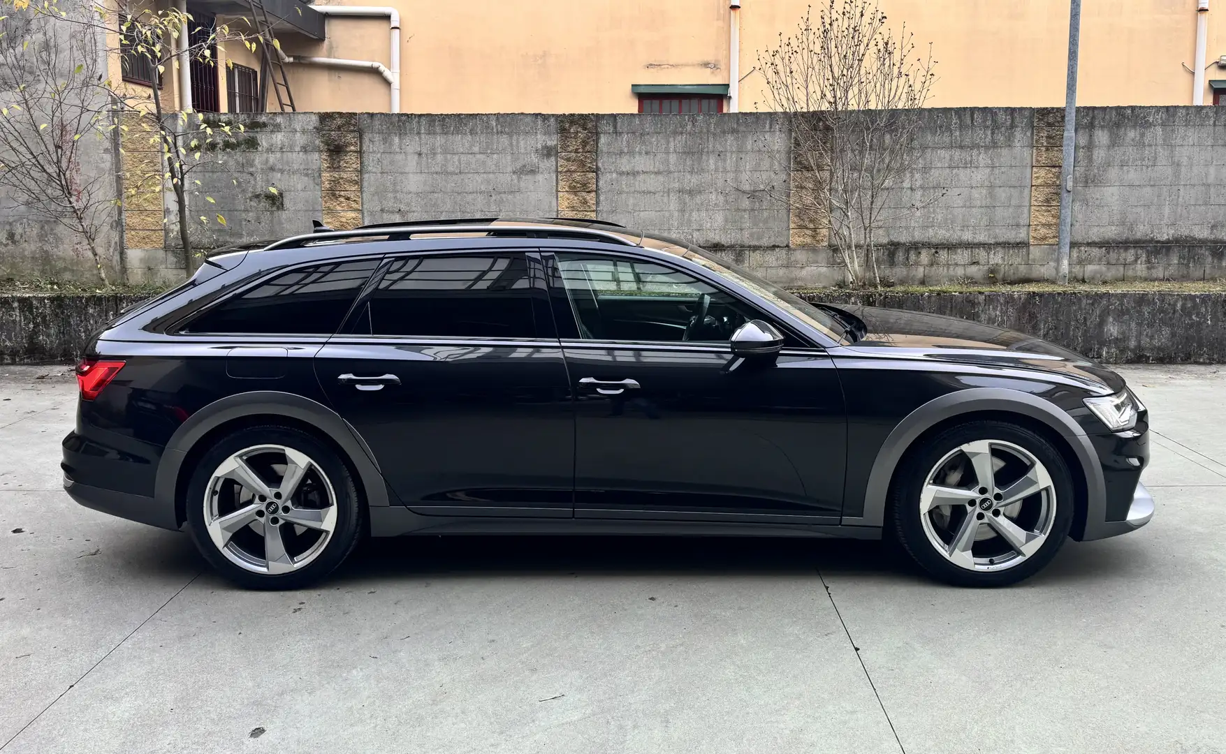 Audi A6 allroad Tetto Apri,Gancio traino,Head up,Sosp pneumatiche. - 2