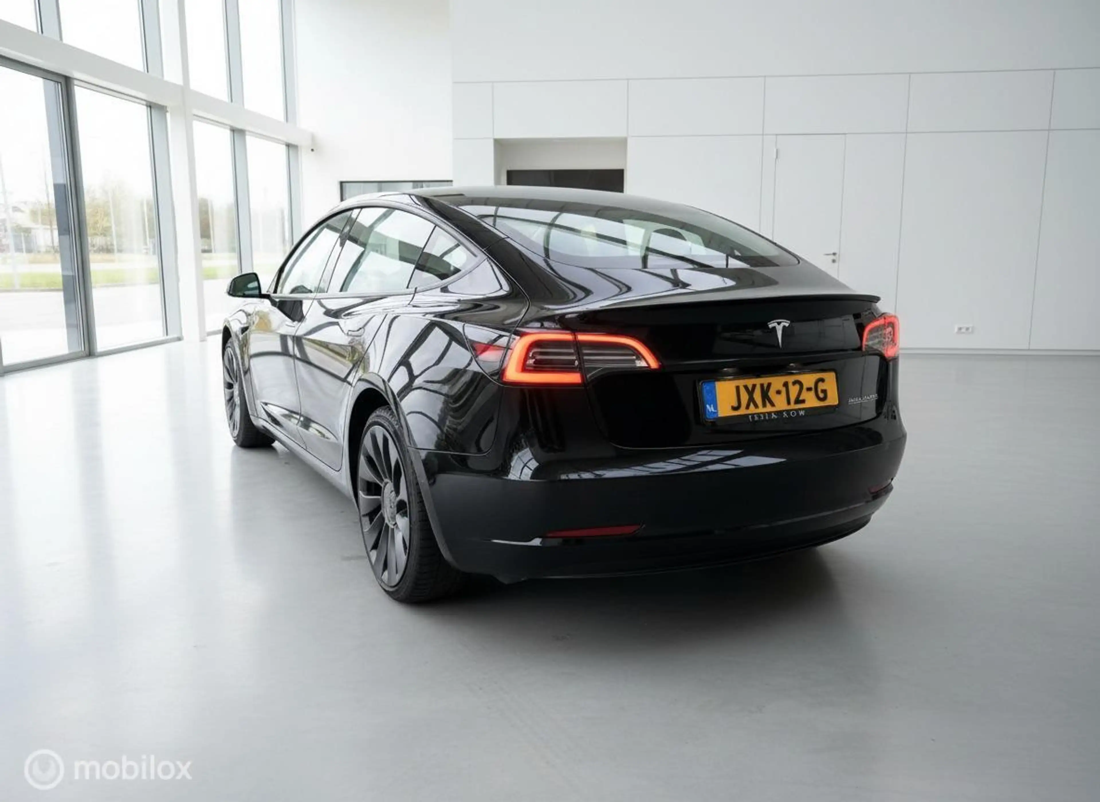 Tesla Model 3 Performance AWD 75 kWh | 12/2021 | 463 pk | Wit In — photo 6