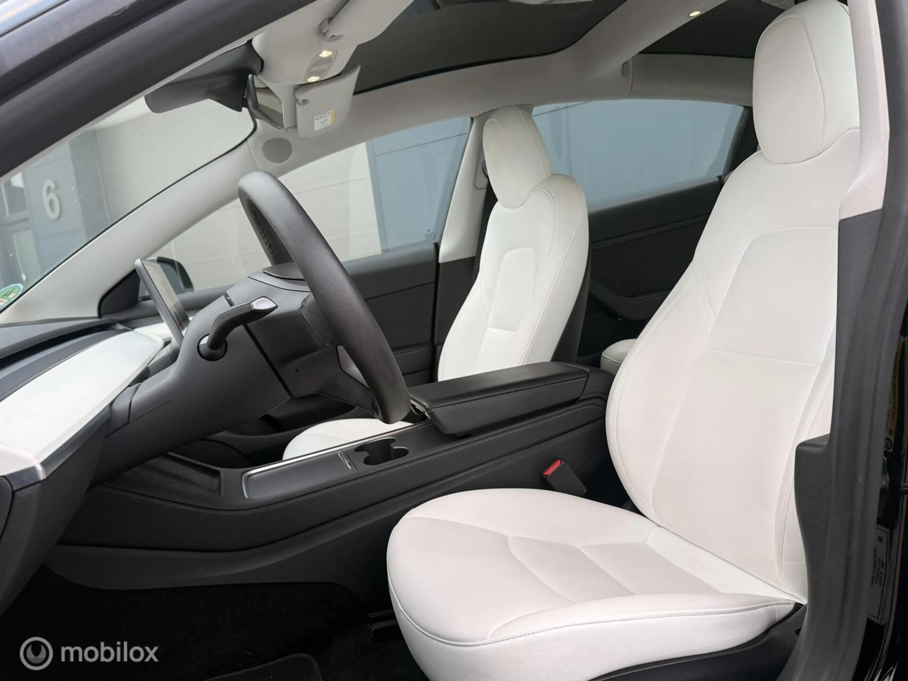 Tesla Model 3 Performance AWD 75 kWh | 12/2021 | 463 pk | Wit In — photo 19