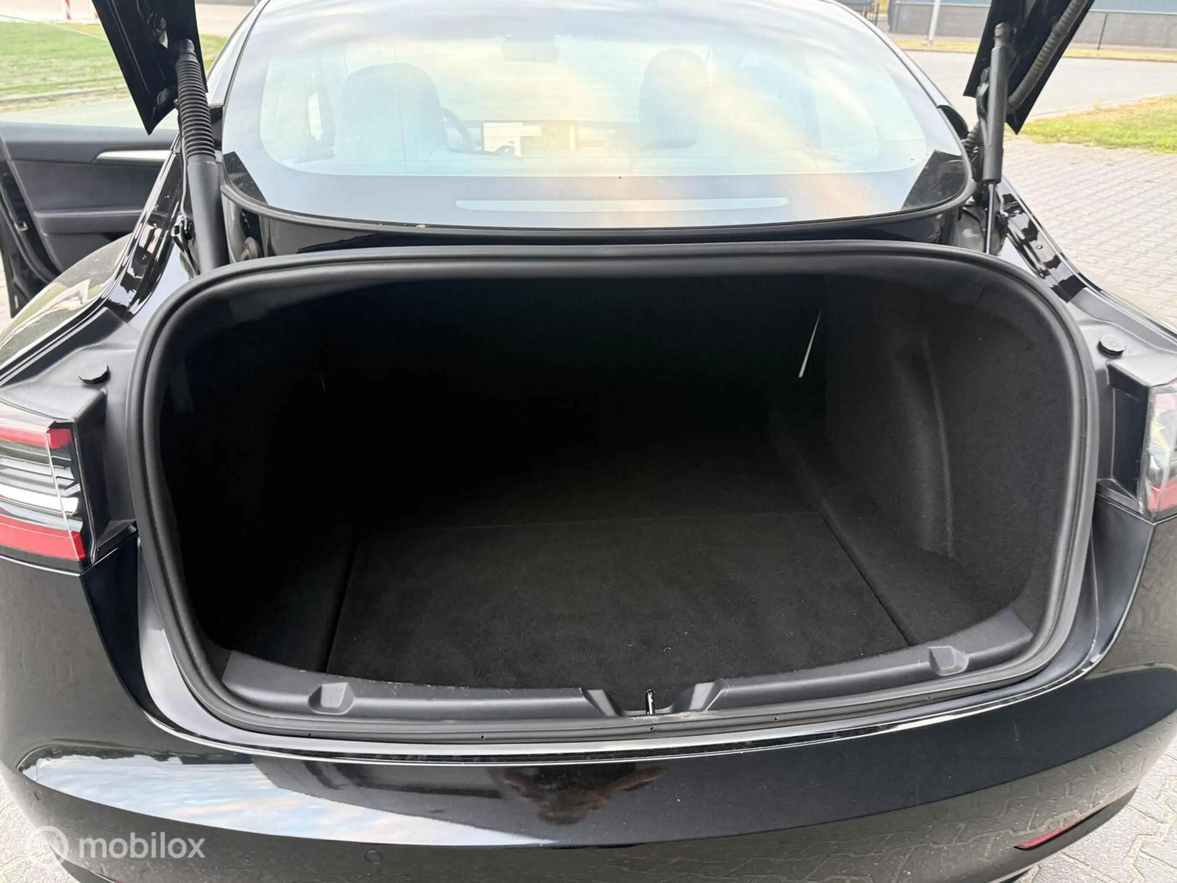 Tesla Model 3 Performance AWD 75 kWh | 12/2021 | 463 pk | Wit In — photo 23