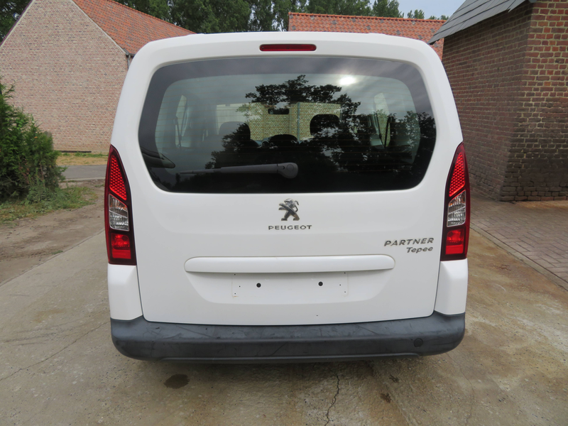 Peugeot Partner 1.6 benzine - Dubbel schuifdeur — photo 6