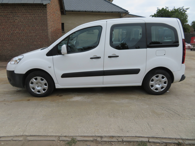 Peugeot Partner 1.6 benzine - Dubbel schuifdeur — photo 4