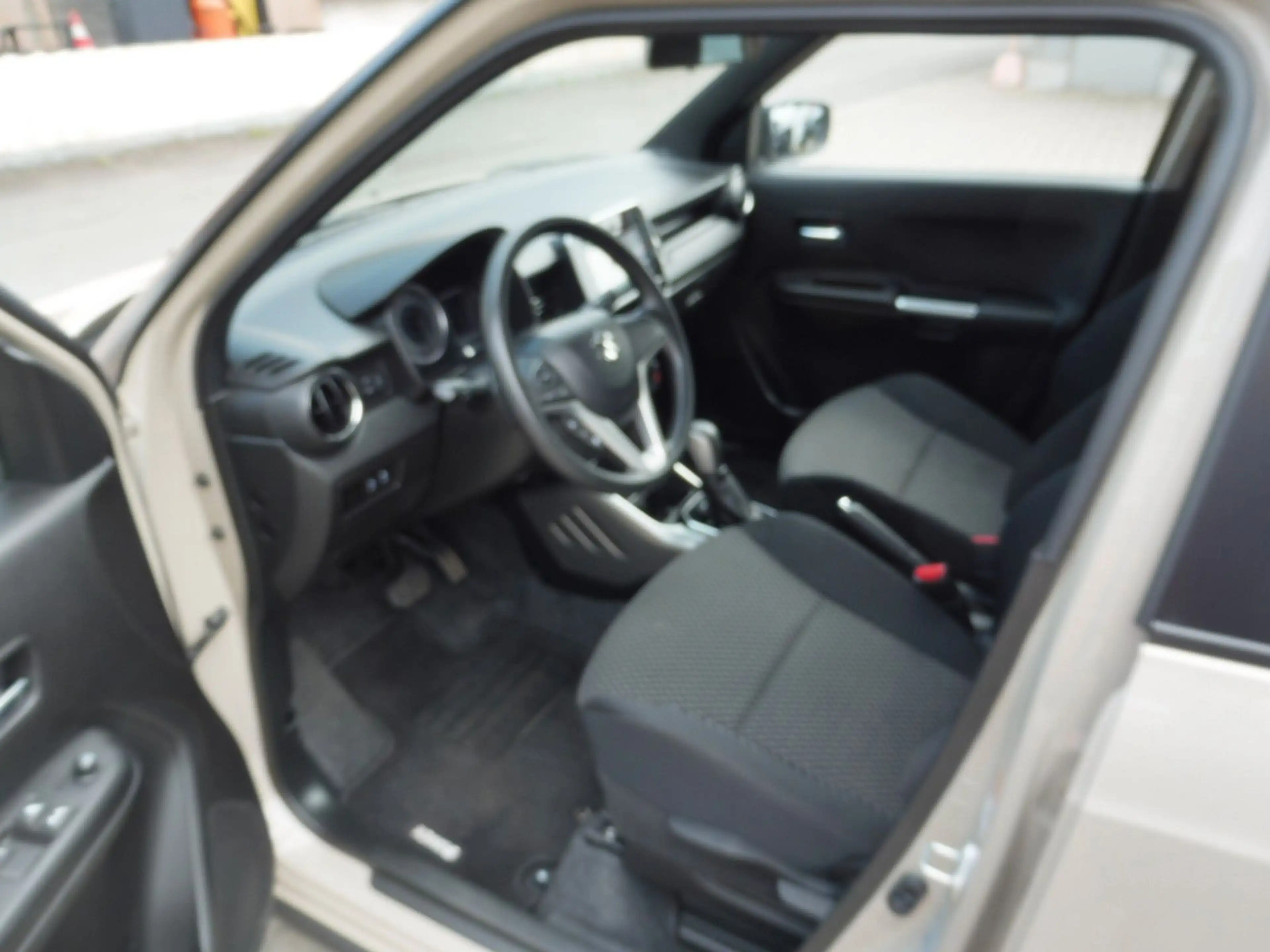 Suzuki Ignis Comfort — photo 9