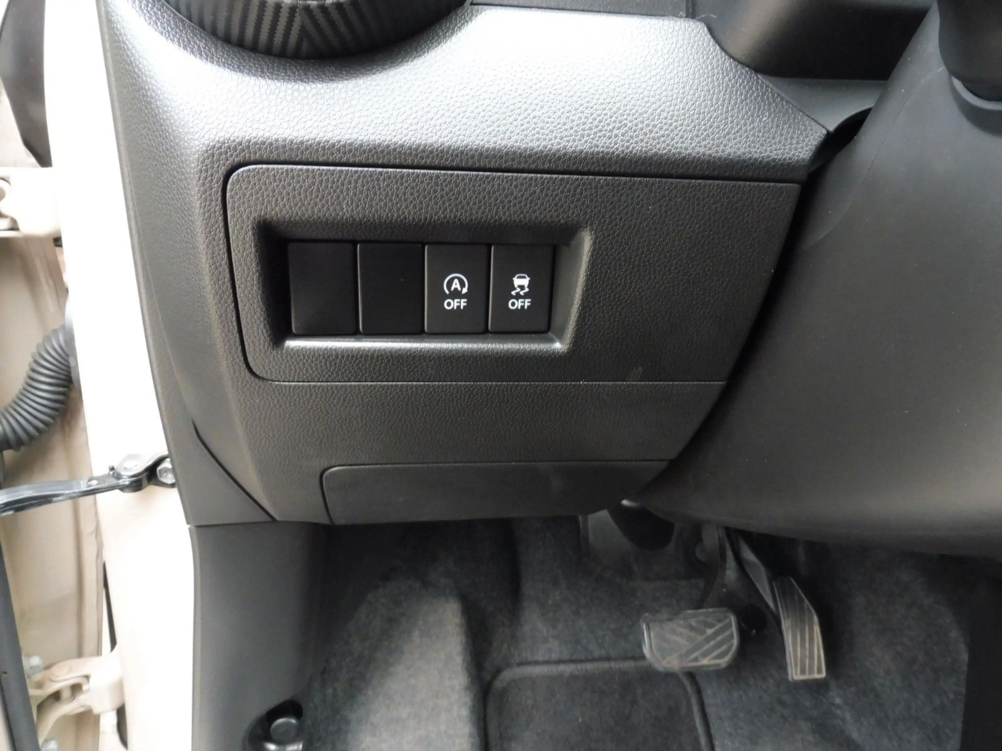 Suzuki Ignis Comfort — photo 11