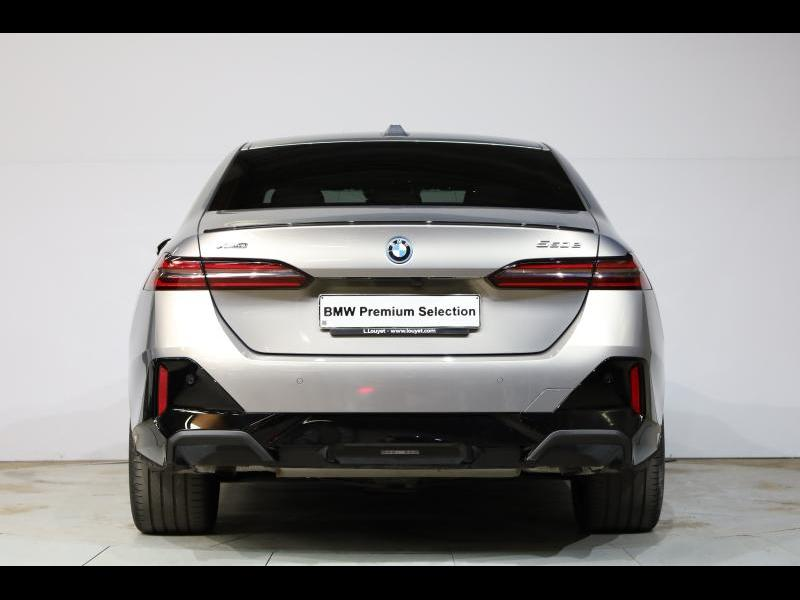 BMW 550 e xDrive Berline Kit M Sport — photo 4