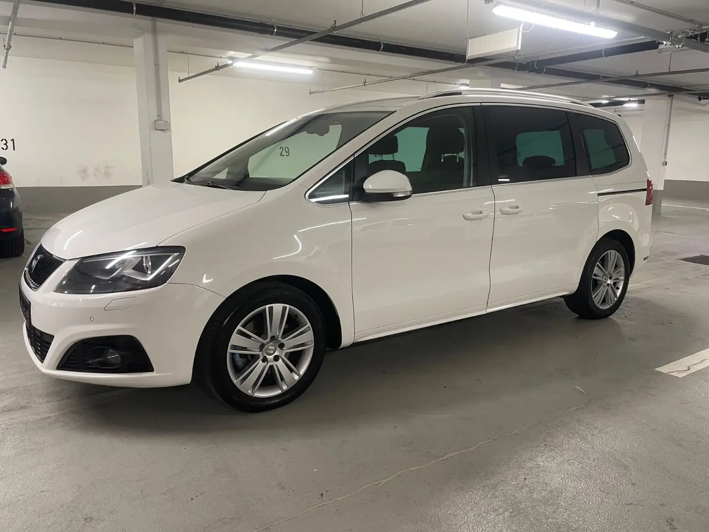 SEAT Alhambra Style Weiß - 2