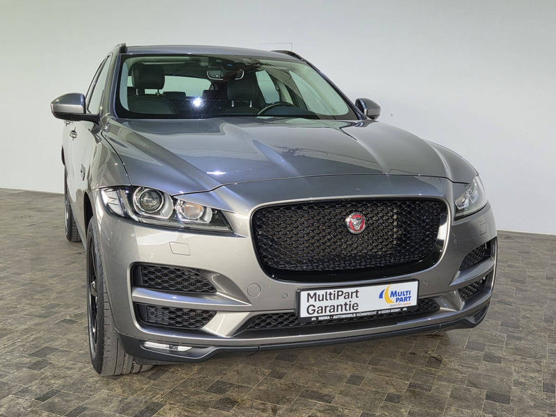Jaguar F-Pace 2,0 T Prestige AWD, Pano, Meridian, AHK, Leder — photo 3