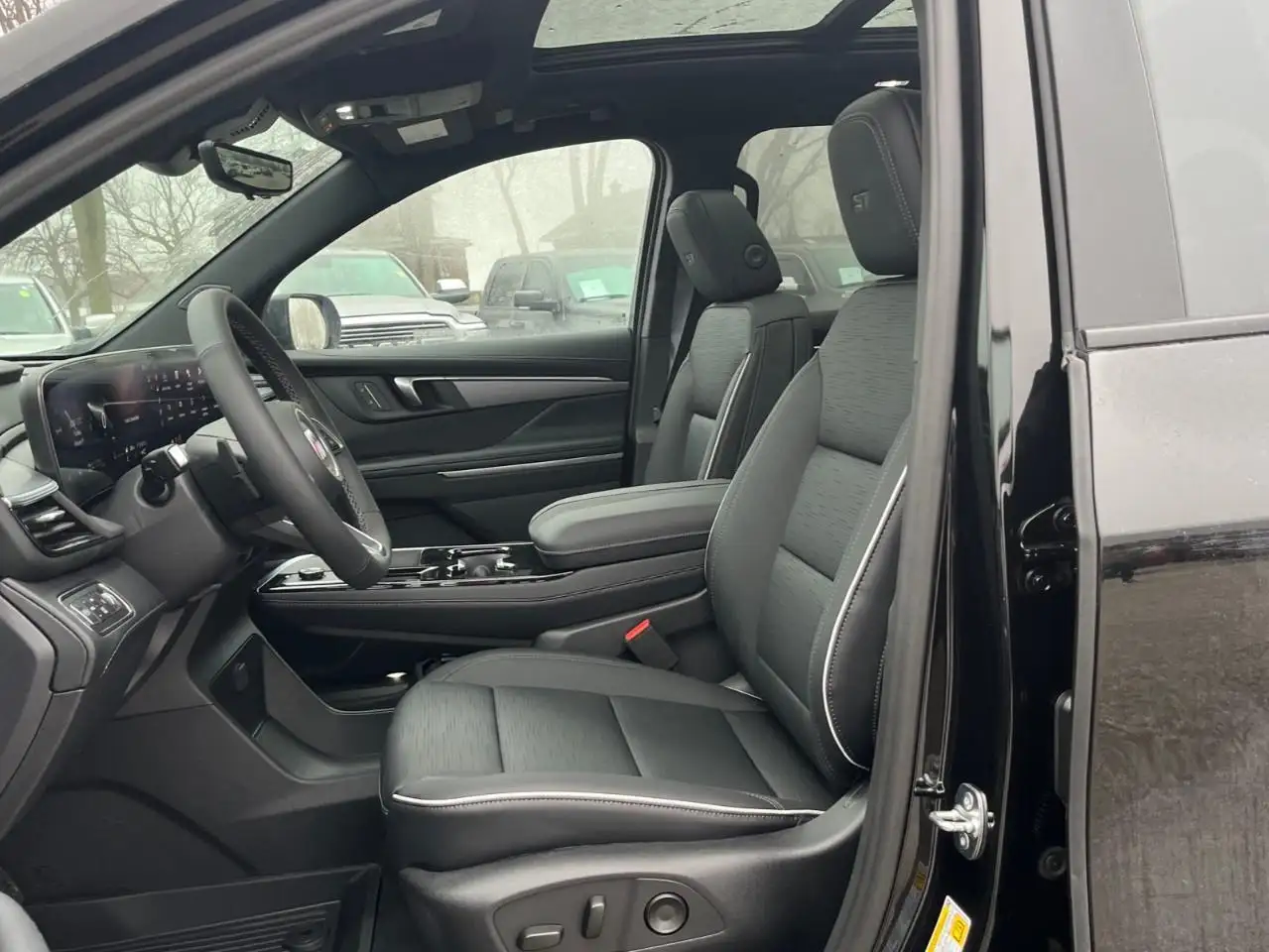 Buick Enclave снимка Buick Enclave