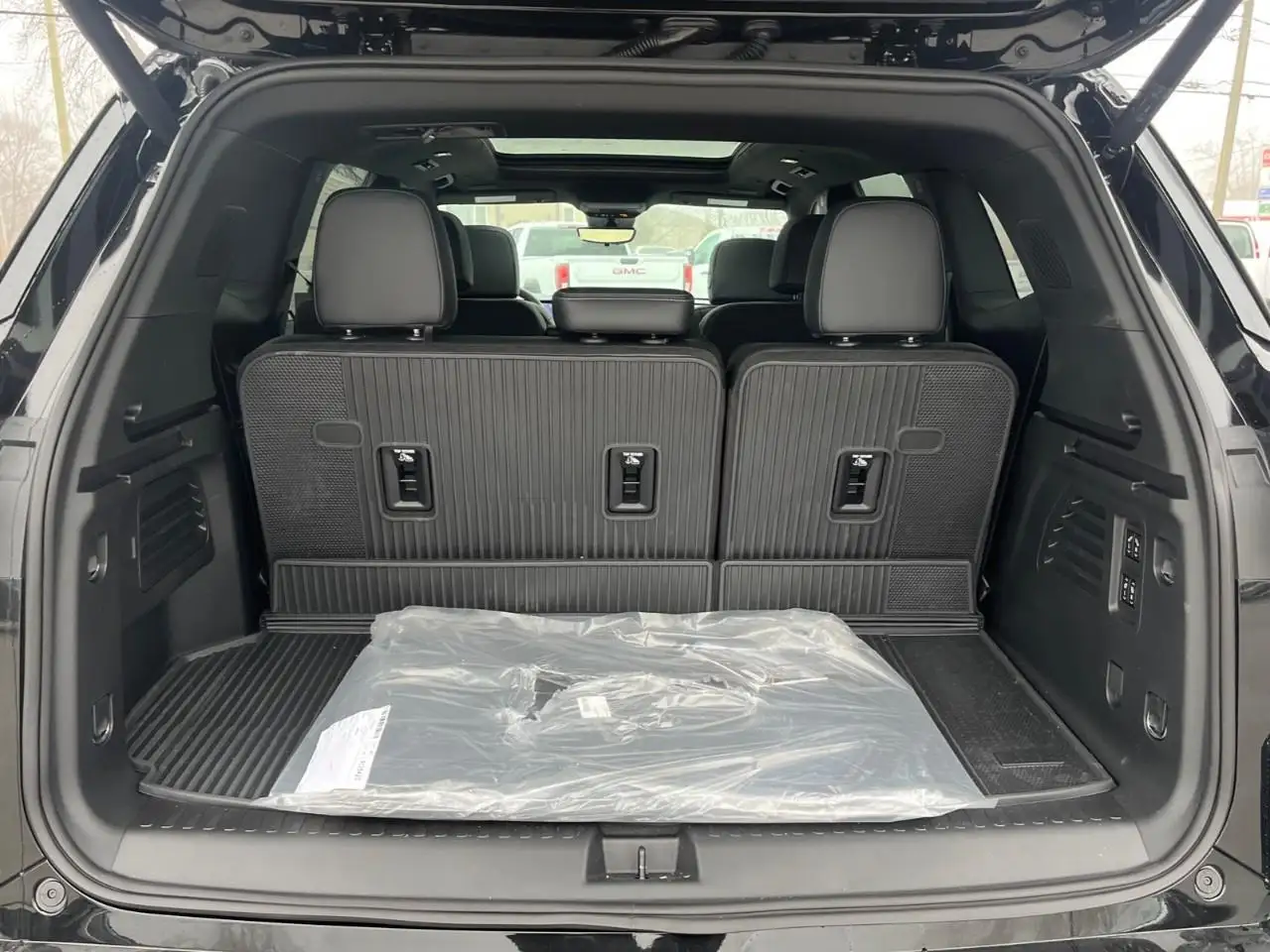 Buick Enclave снимка Buick Enclave