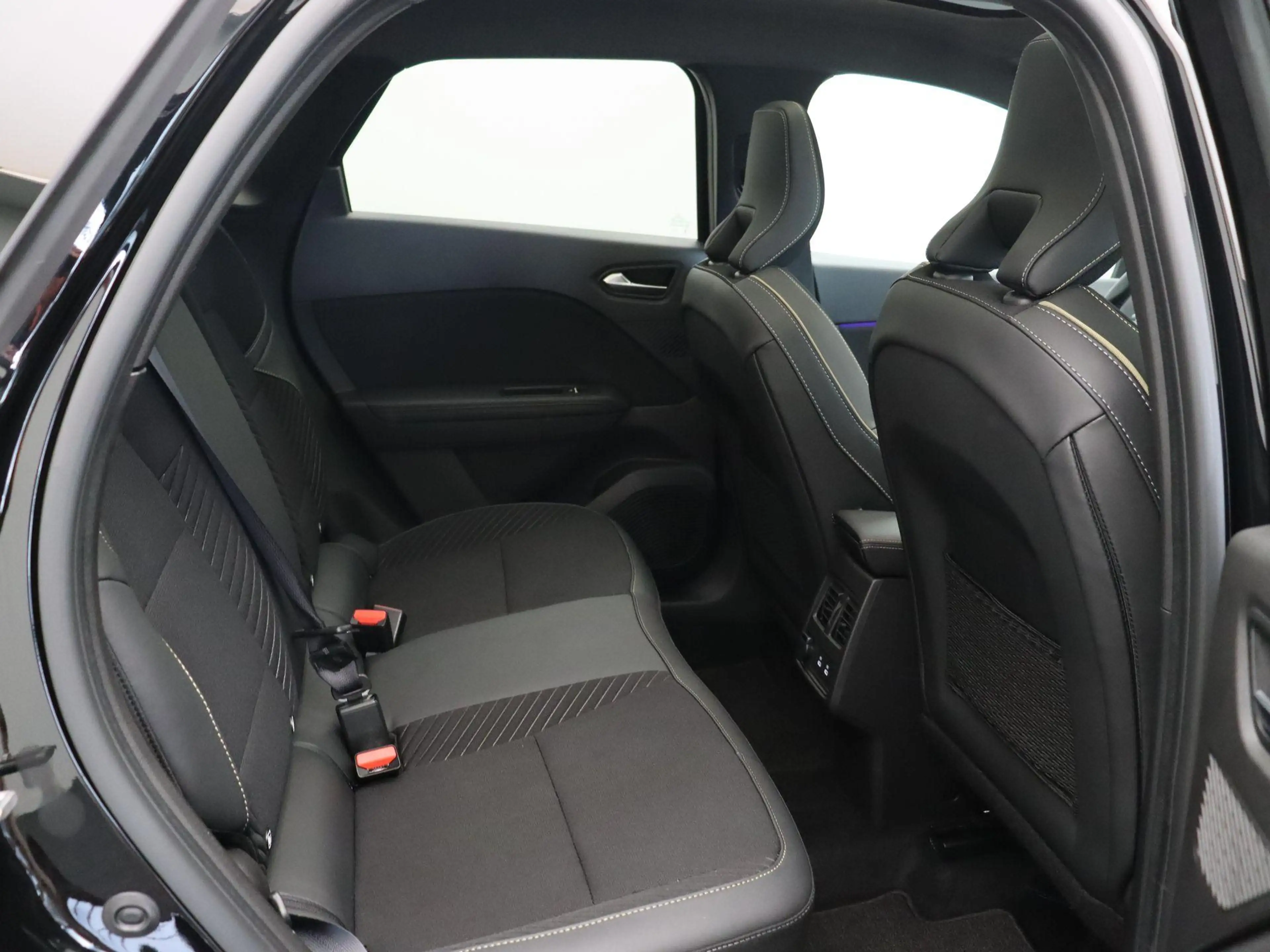 Renault Symbioz 1.8 E-Tech full hybrid 160 iconic | Stoel-stuurwie — photo 8