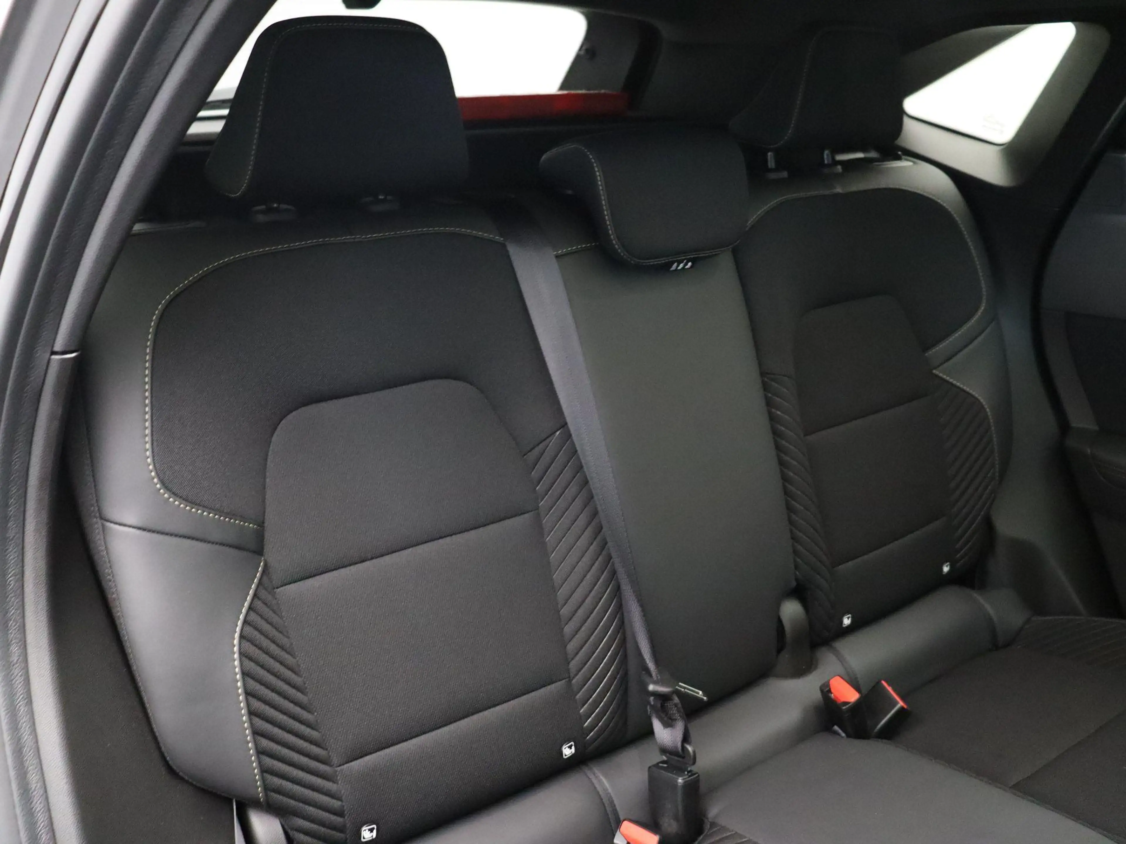Renault Symbioz 1.8 E-Tech full hybrid 160 iconic | Stoel-stuurwie — photo 9