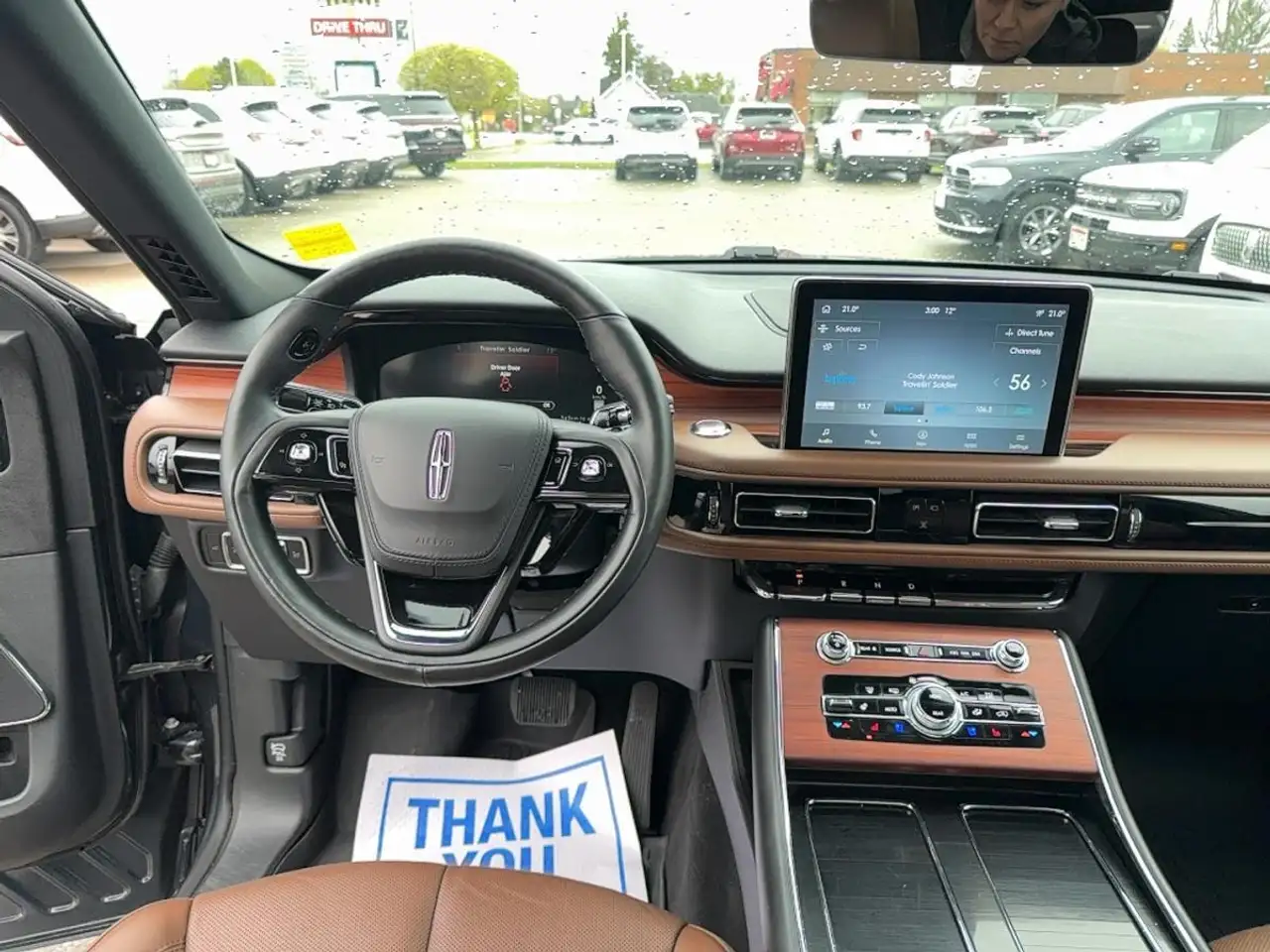 Lincoln Aviator снимка Lincoln Aviator