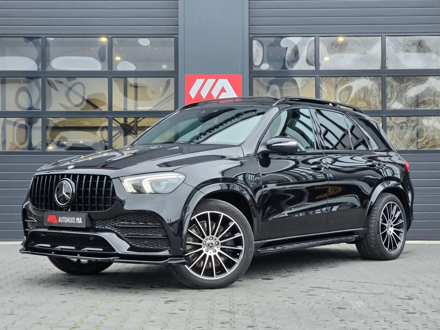 Mercedes-Benz GLE 350 e 4MATIC Premium Plus Pano/Burmester/AMG-Styling/C Schwarz - 1