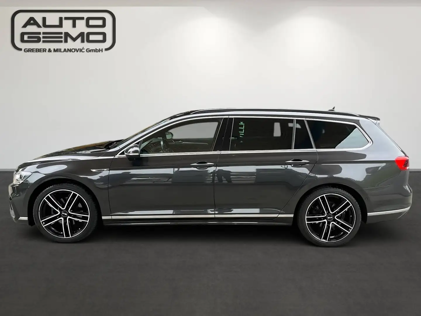 Volkswagen Passat Variant R Line 2,0 TDI 4Motion DSG Grau - 2