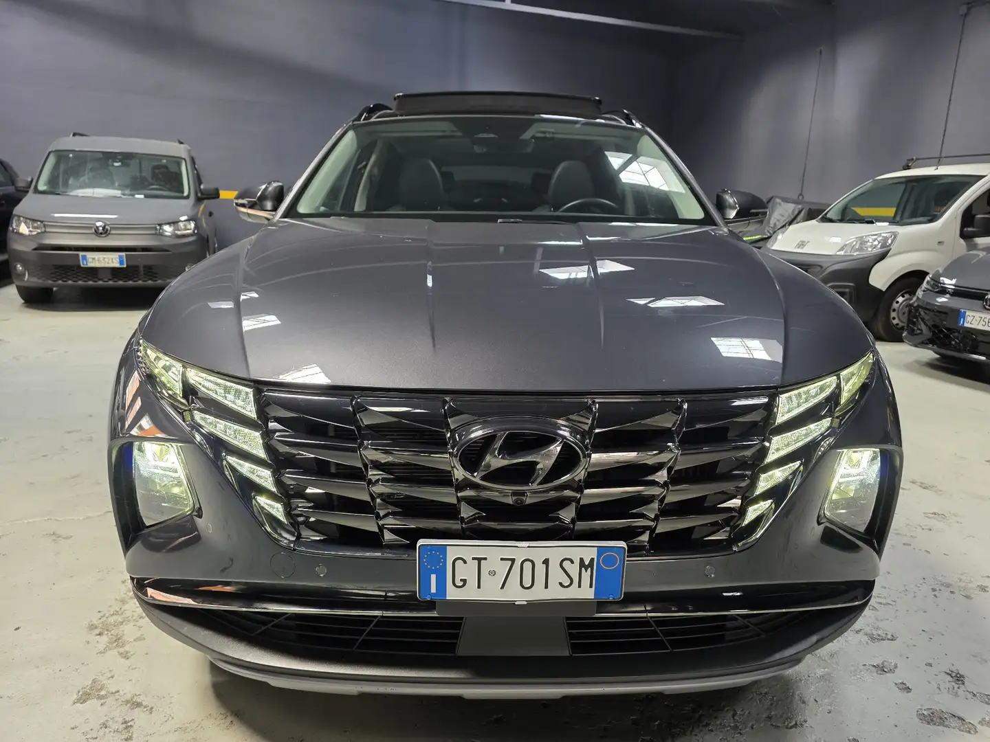 Hyundai TUCSON 1.6 PHEV EXELLENCE 4WD IBRIDA TETTO PELLE TOTALE Grau - 1
